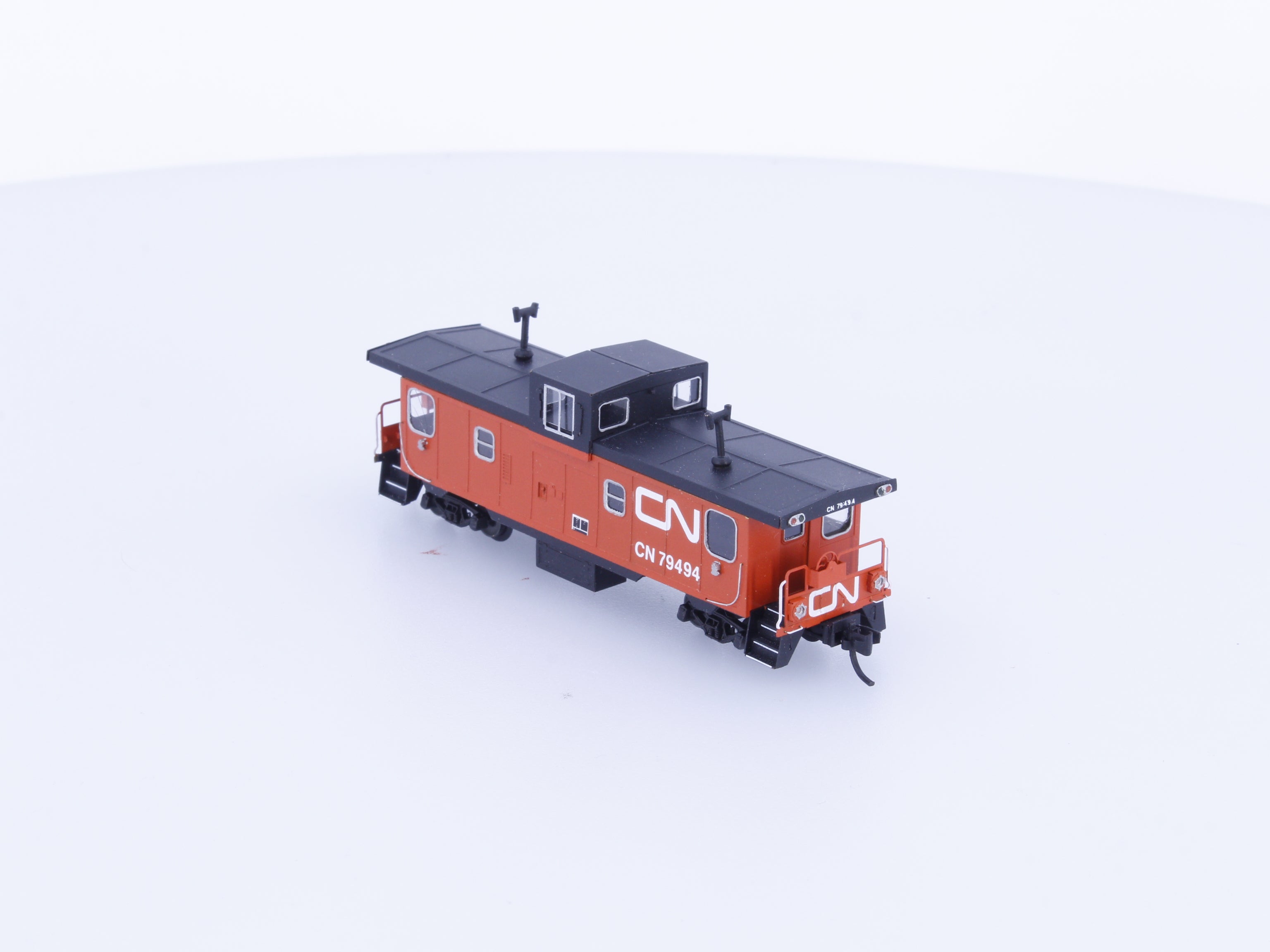 Micro Trains N Point St. Charles Caboose Canadian National (CN) 79494