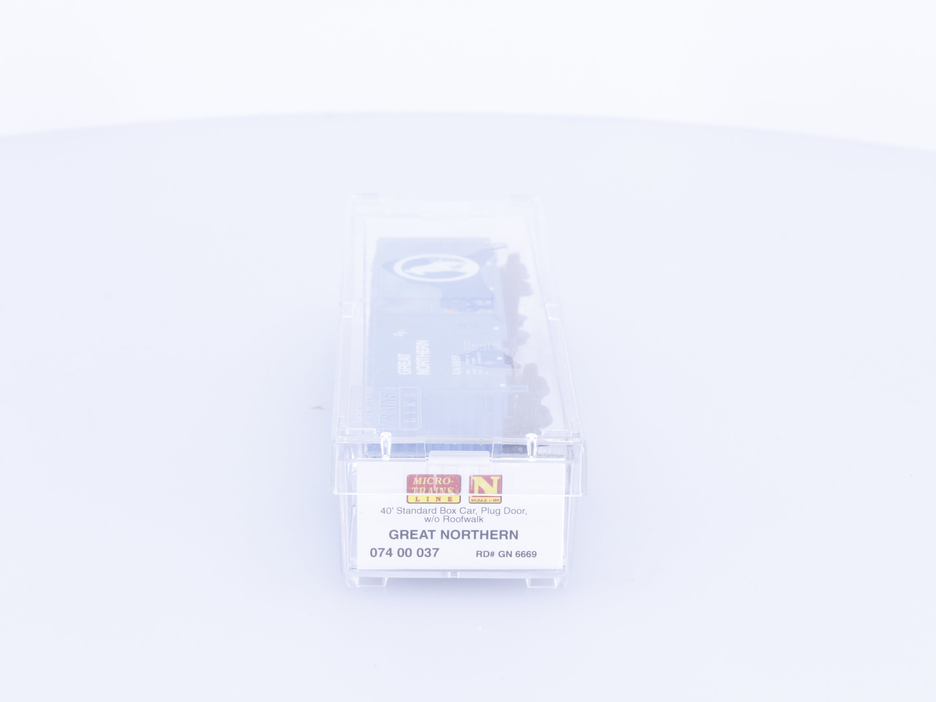 Micro Trains 07400037 N 40' Standard Box Car, Plug Door Great Northern (GN) 6669