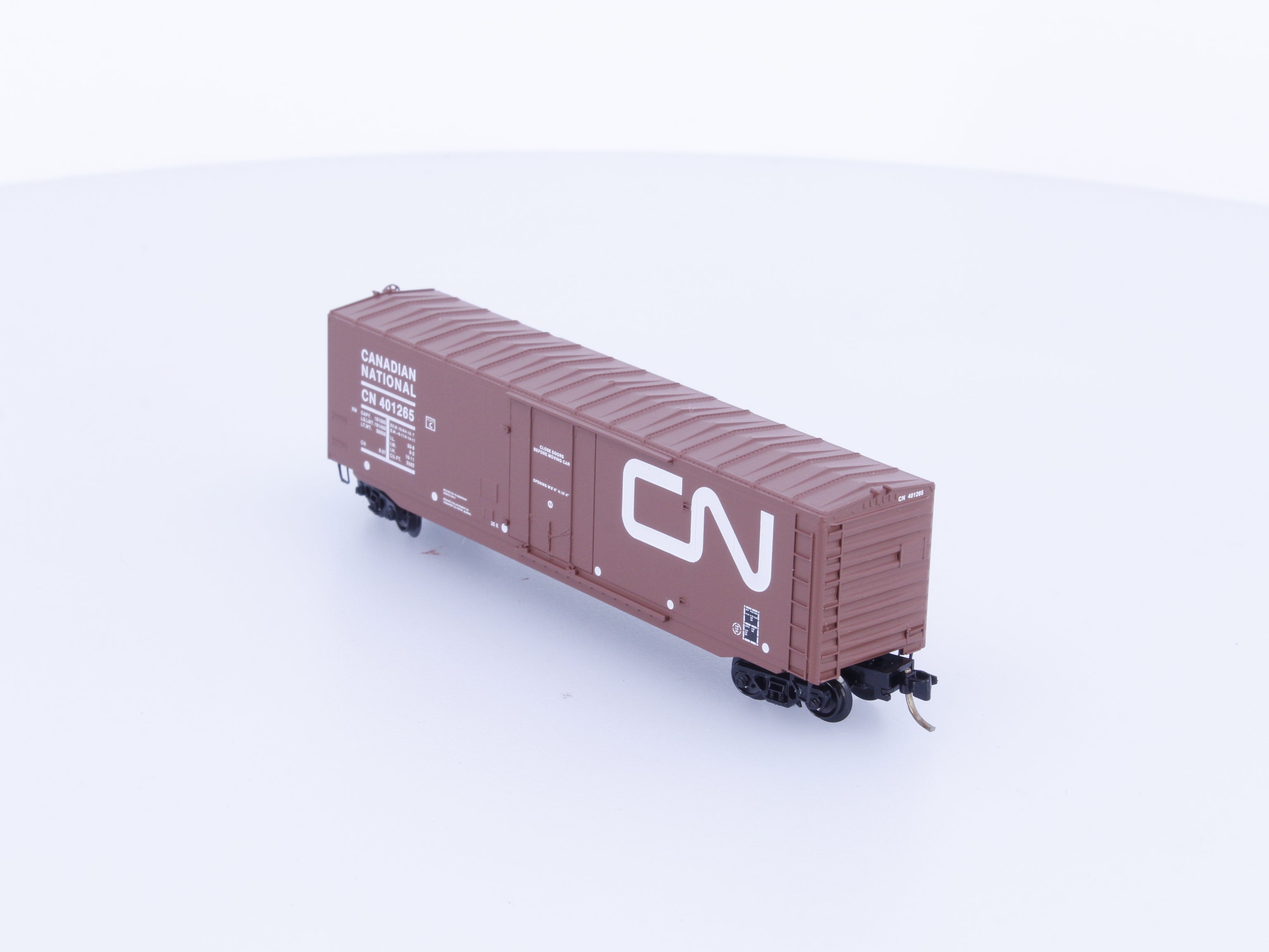 Micro Trains 38190 N 50' Standard Box Car, Plug Door Canadian National (CN) 401265