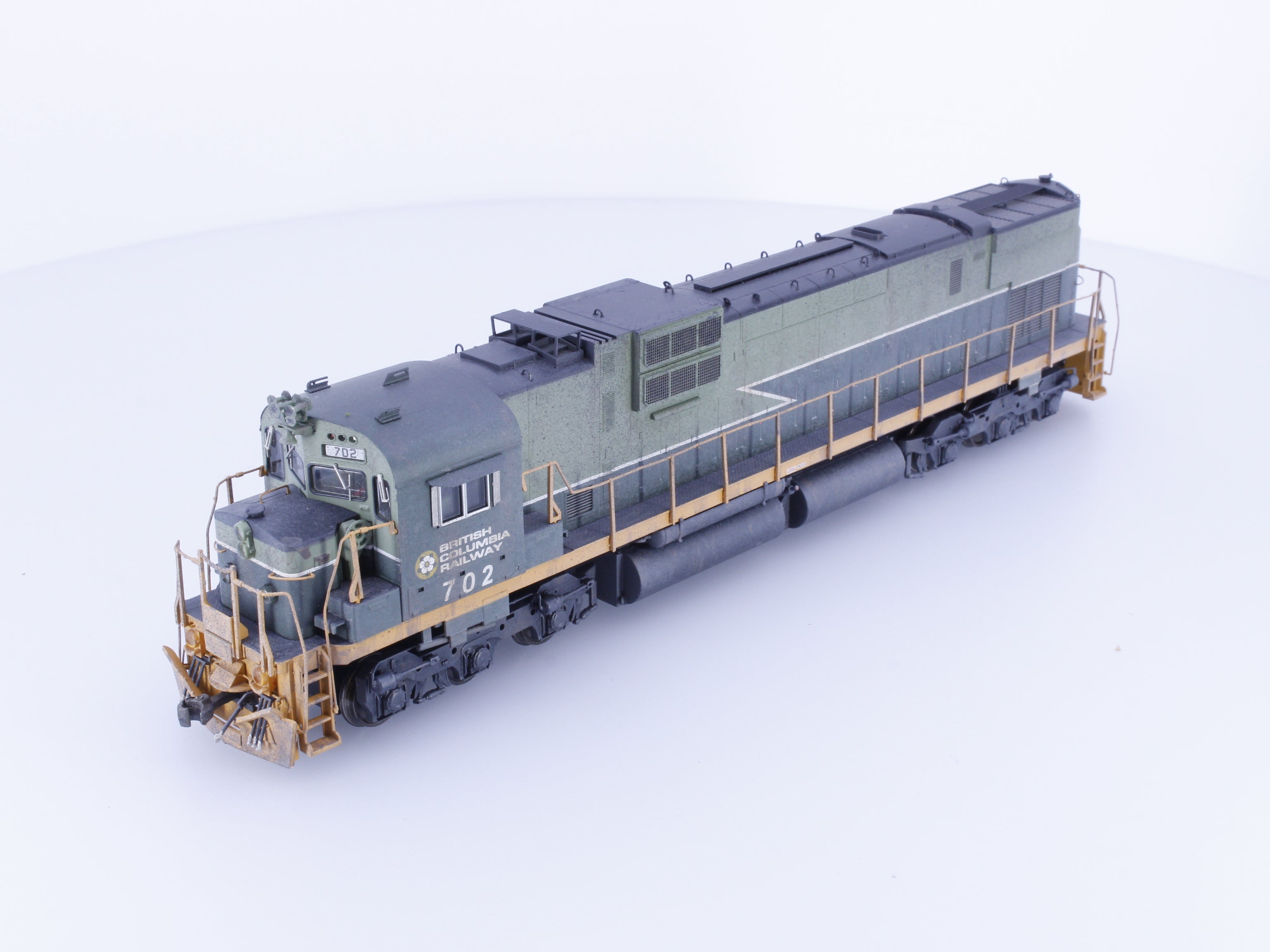 Bowser 23743 HO MLW C630M Diesel Locomotive Medium Prof. Weathering Factory Tsunami Sound BC Rail (BCOL) 702 DCC & Sound