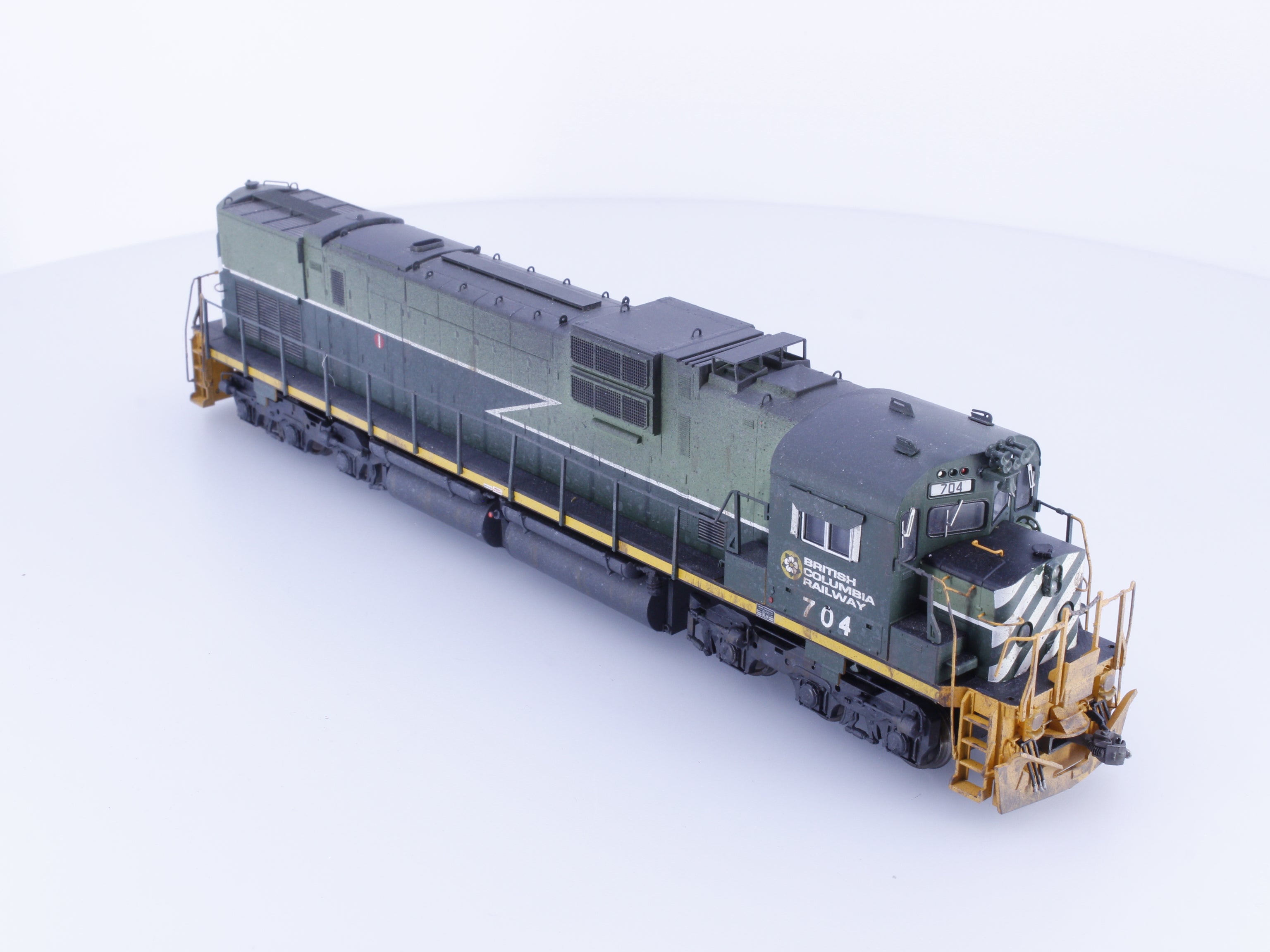 Bowser 23448 HO Alco C630M Diesel Locomotive Lightly Weathered BC Rail (BCOL) 704 DCC & Tsunami Sound