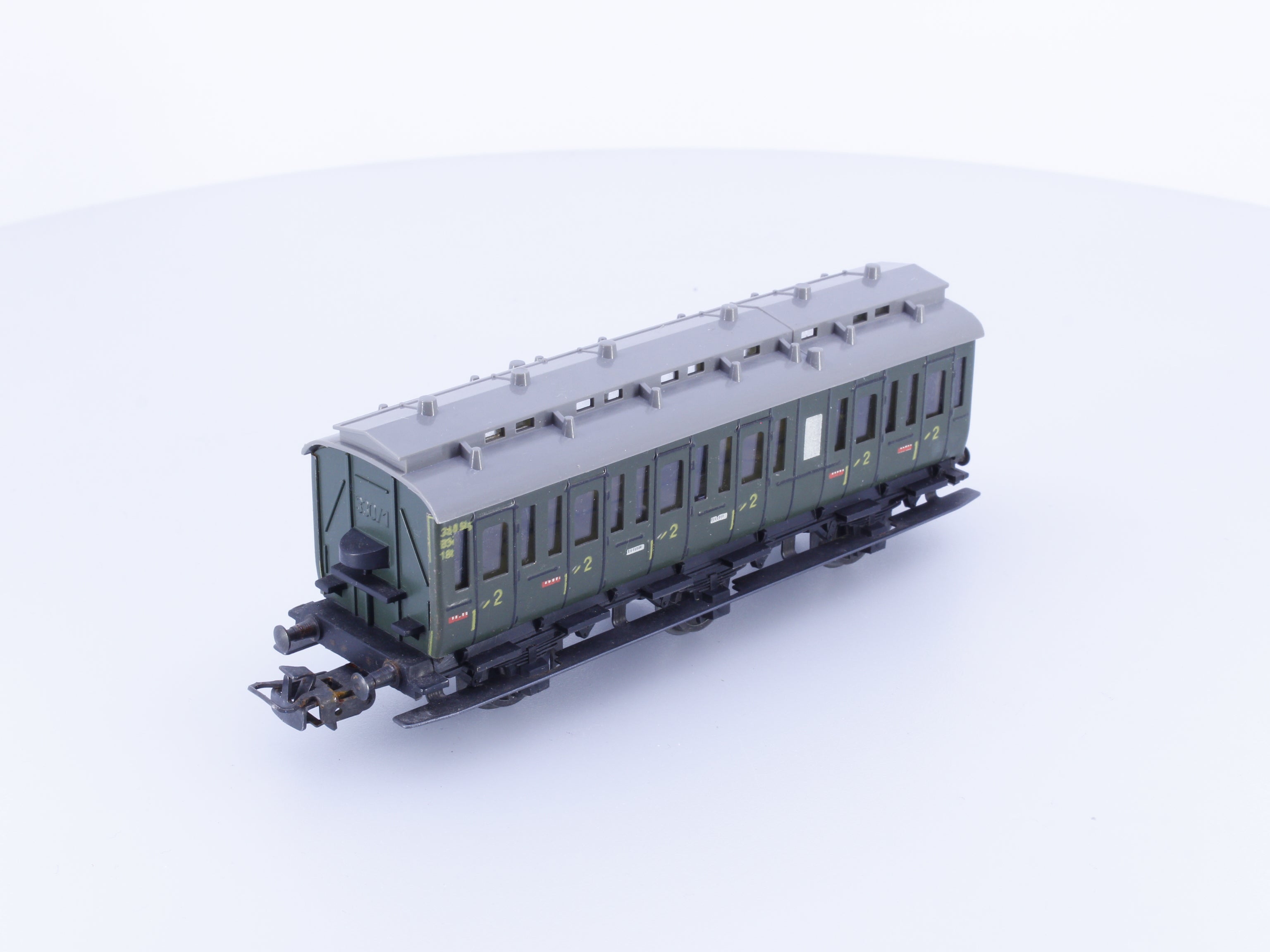 Marklin 4004 DB 2nd Class Passenger Car