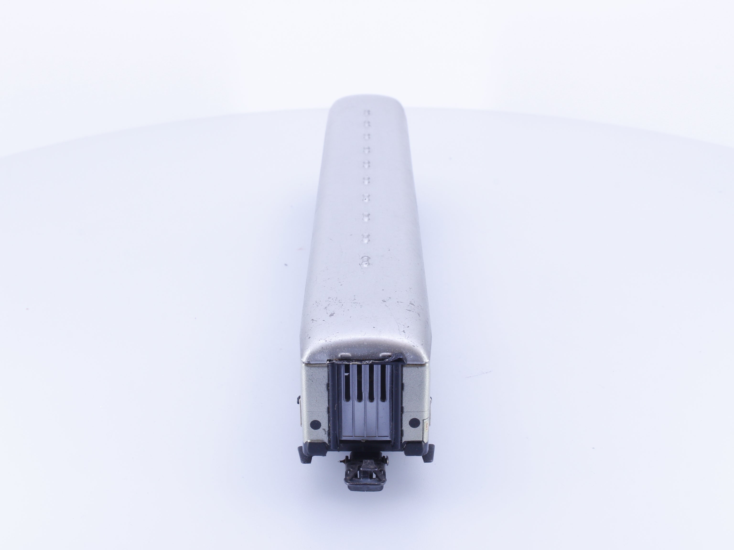 Marklin 4042 HO DB Silberling 2nd Class Passenger Car