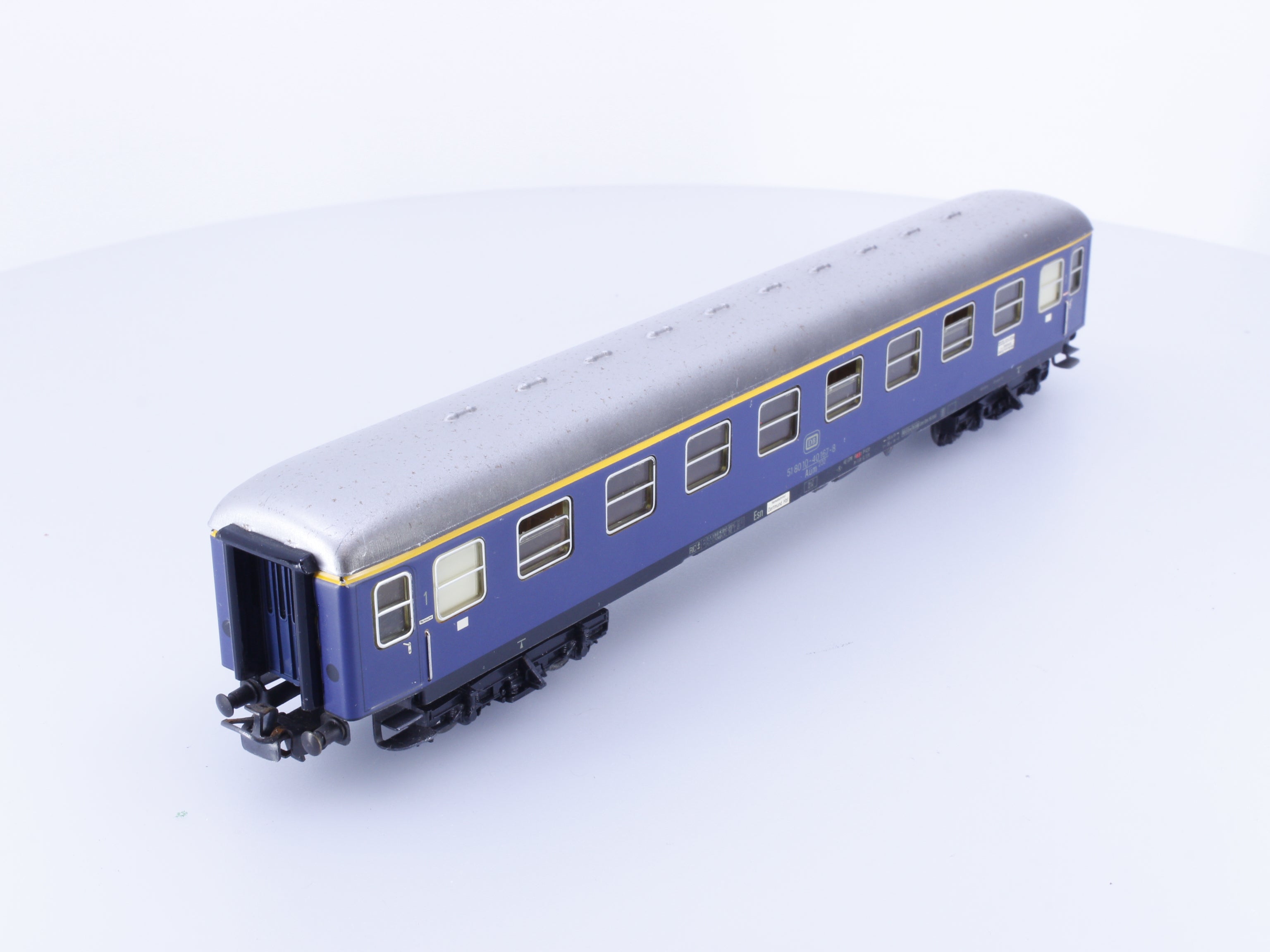 Marklin 4051 HO DB 1st Class Passenger Car Tin Plate