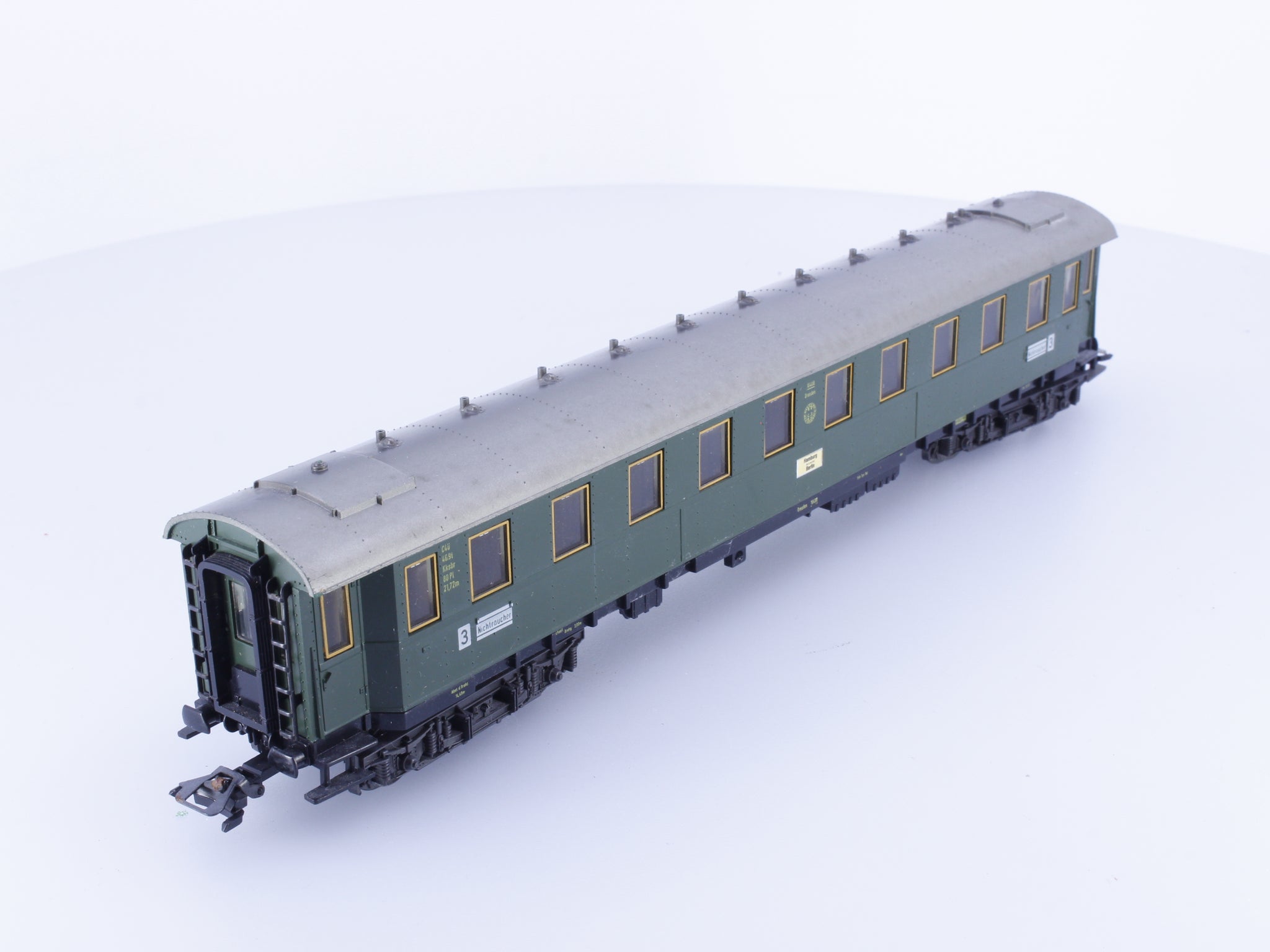 Marklin 4141 HO DR 3rd Class Passenger Car