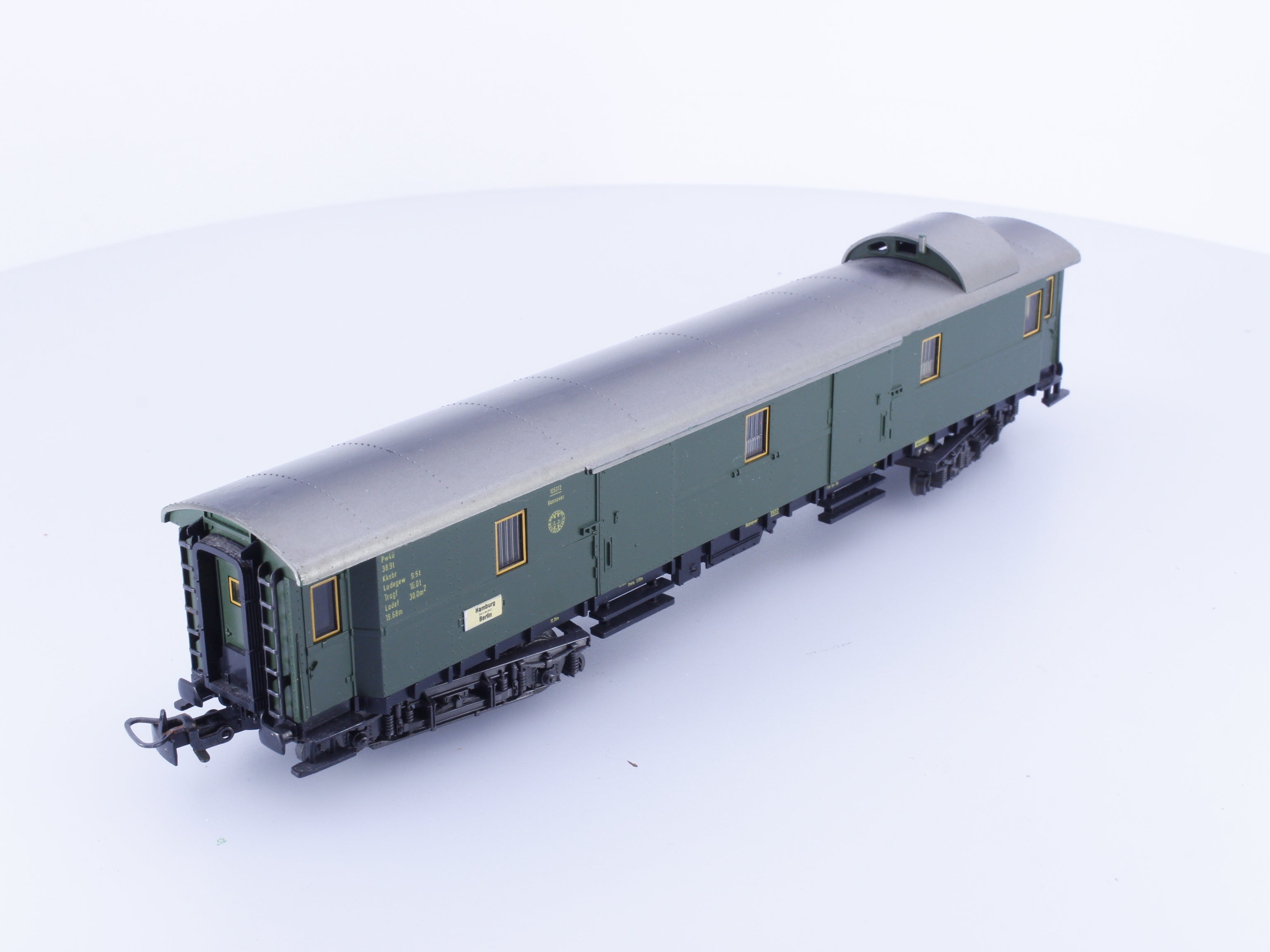 Marklin 4142 HO DR Baggage Car