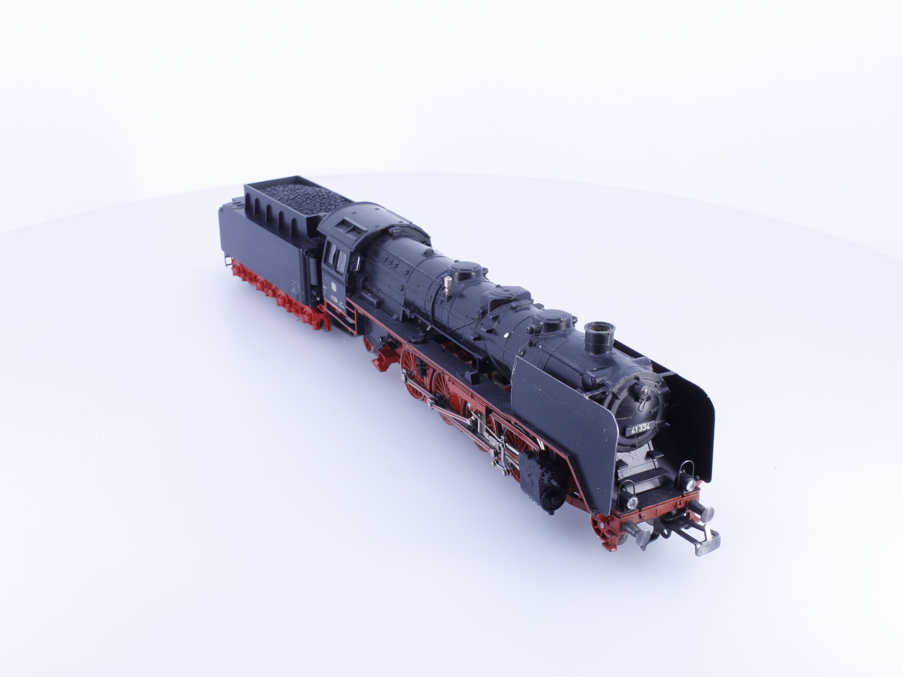 Marklin 3082 HO DB BR41 2-8-2 Steam Locomotive 41 334 Analog AC