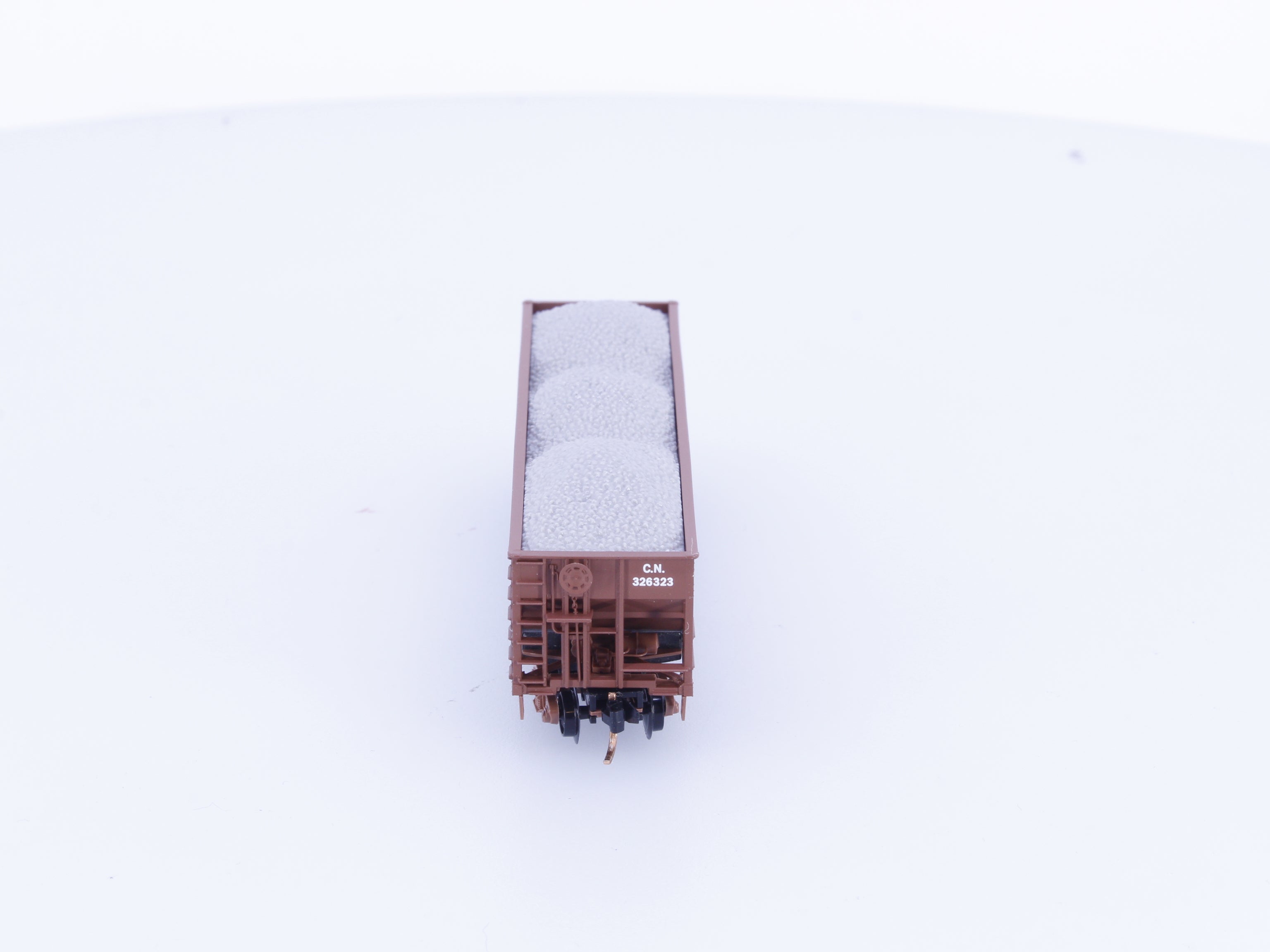 Micro Trains 108160 N 100 Ton 3 Bay Open Hopper with Load Canadian National (CN) 326323