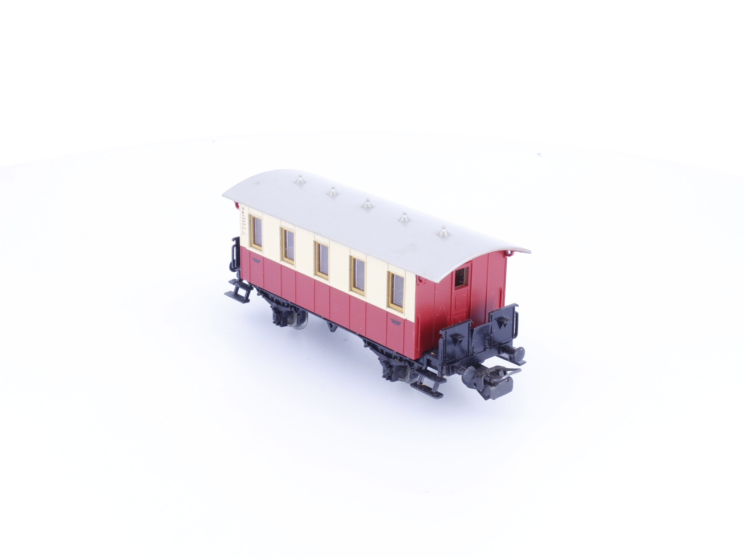 Marklin 4107 HO DR Hobby Red and Cream Passenger Car