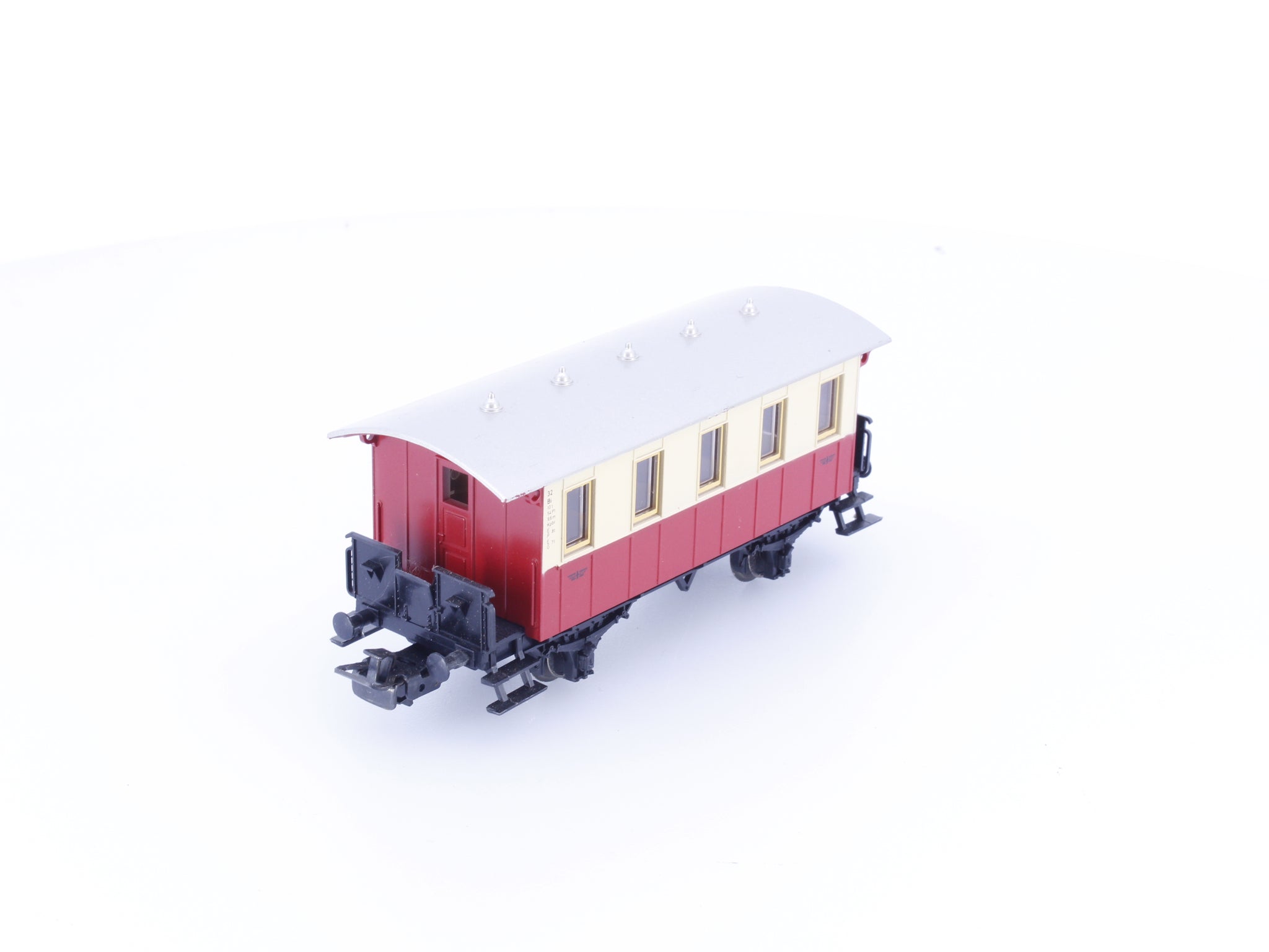 Marklin 4107 HO DR Hobby Red and Cream Passenger Car (#4)