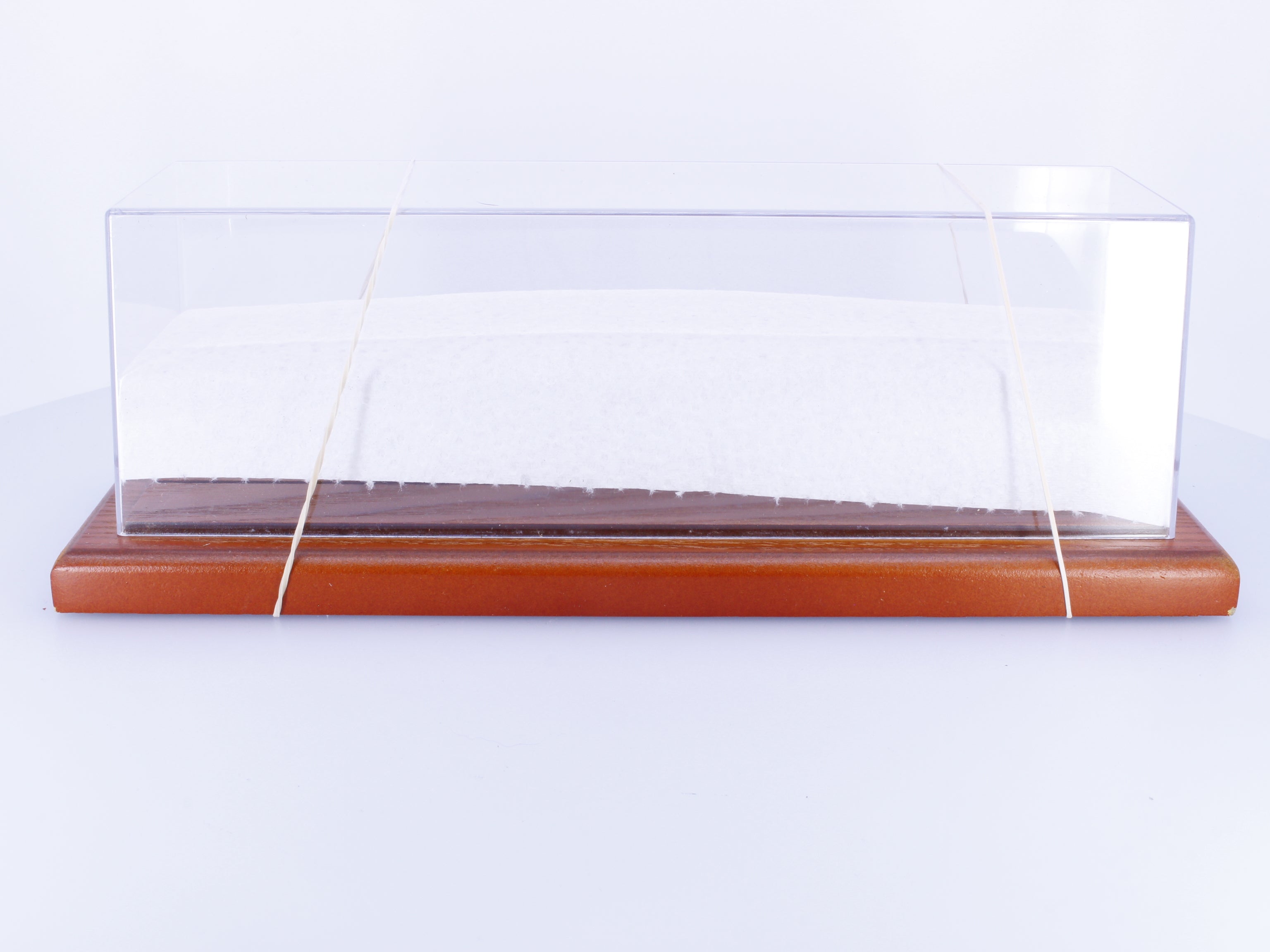 Rapido DCASE HO 11" x 3.5" Wood Display Case with 10" x 2.5" Clear Cover (#2)