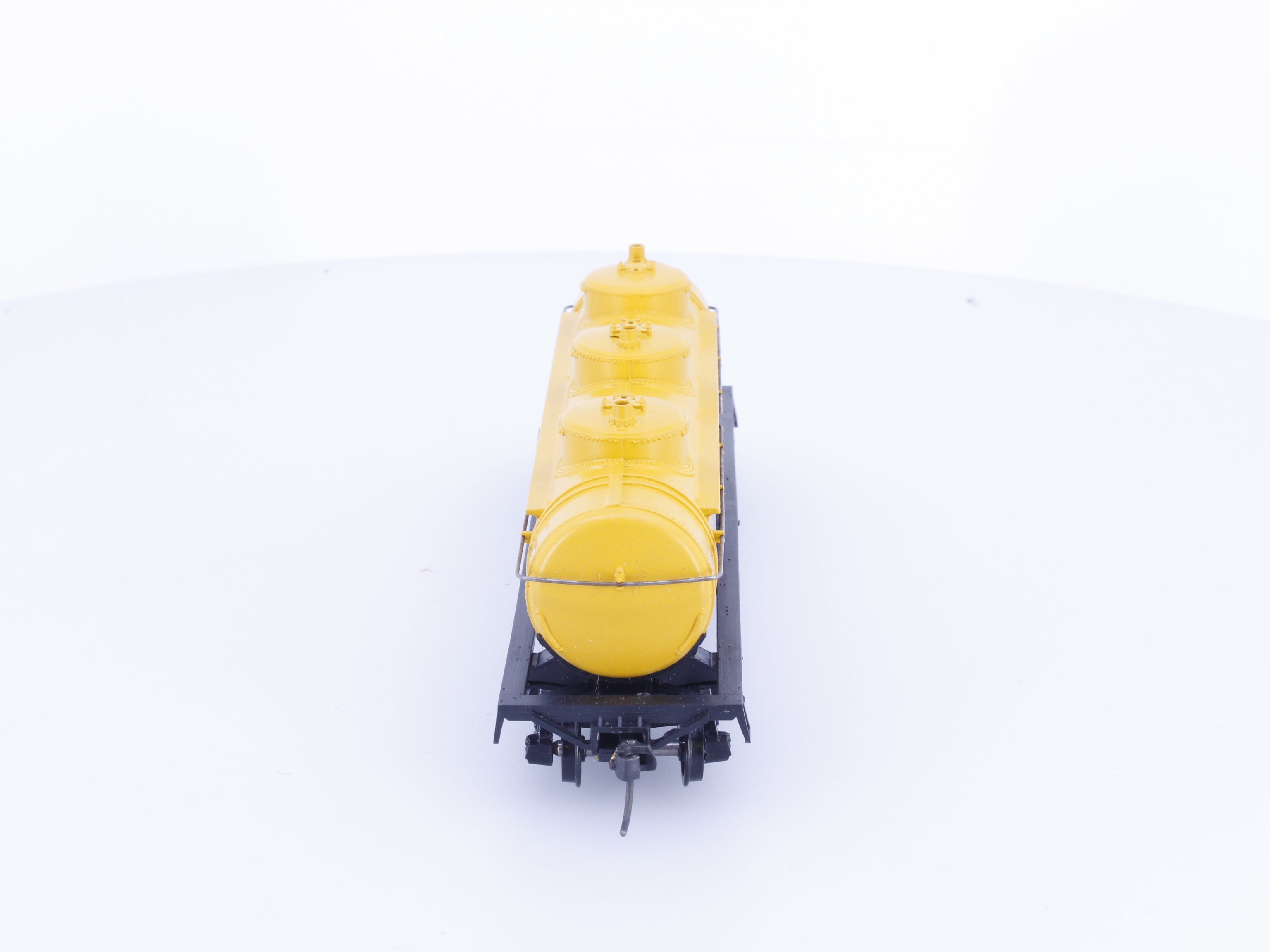 Athearn 1500 HO 3 Dome Tank Car Shell (SCCX) 2005