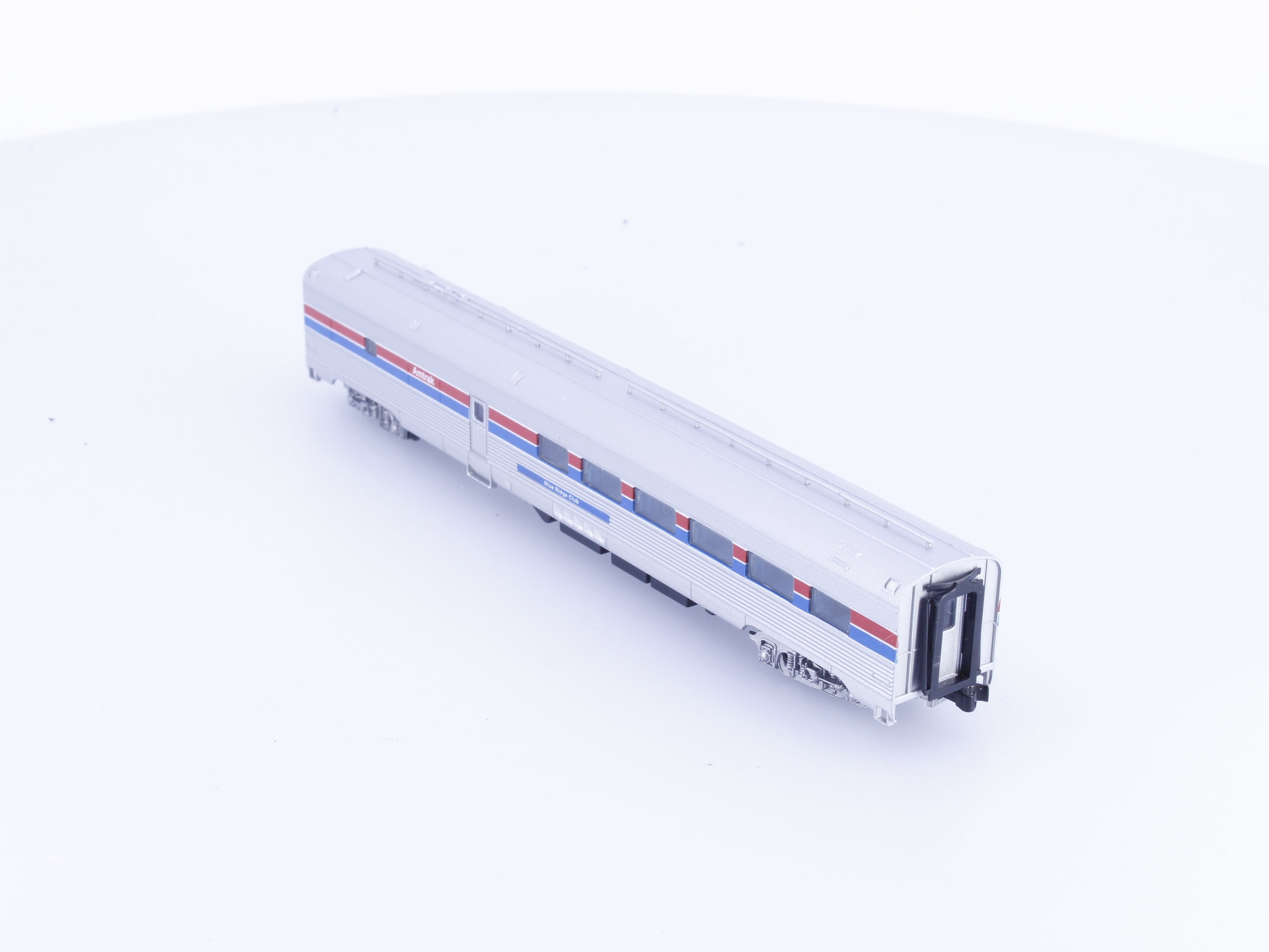 Con Cor 0001-428109 N Budd Dining Car Phase 3 Amtrak (AMTK) Blue Ridge Club