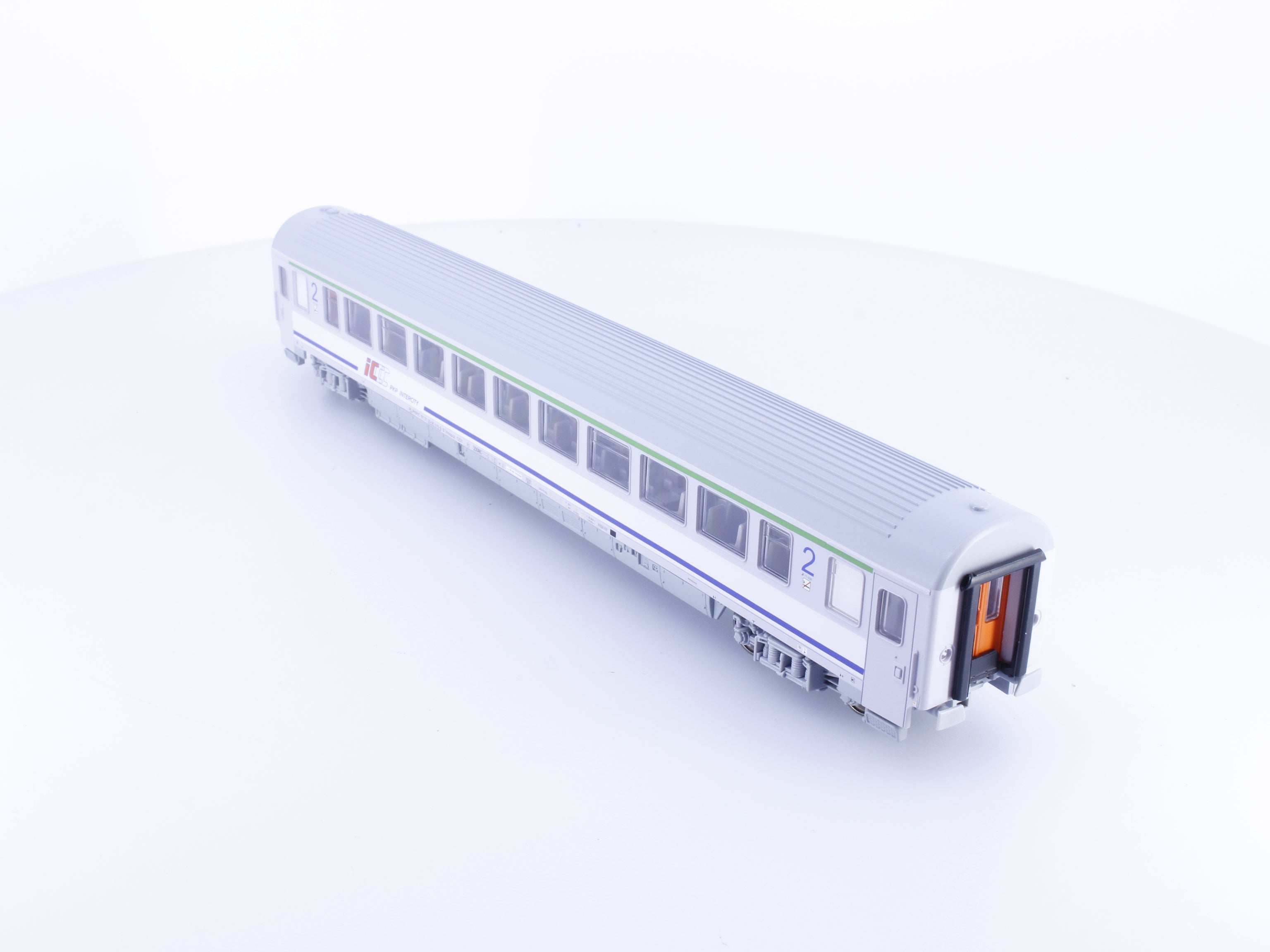 Piko 96040-2 HO PKP 2nd Class Passenger Car 615120 (#4)