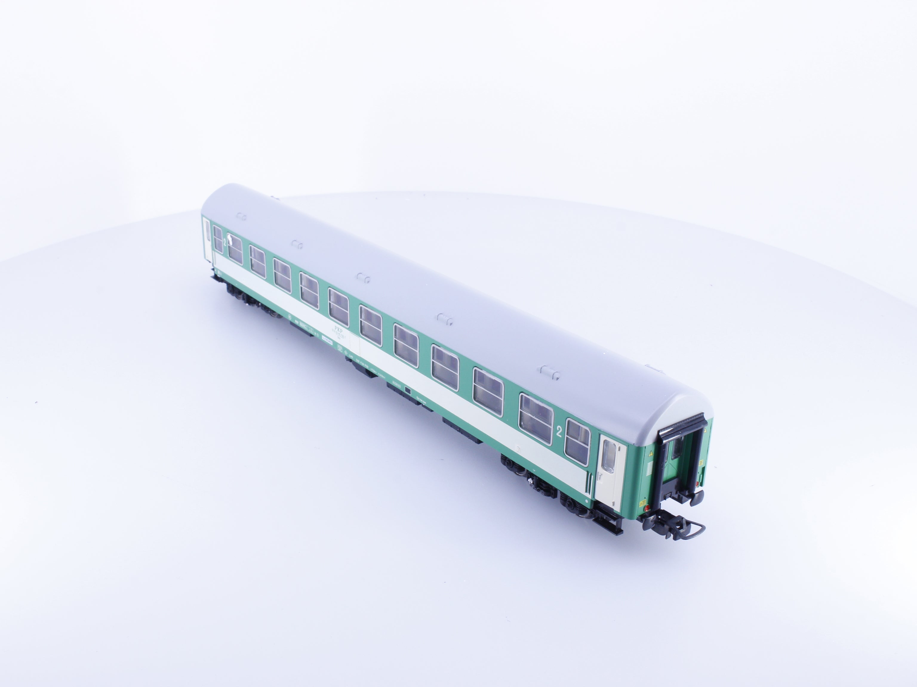 Tillig 74732 HO PKP 2nd Class Passenger Car 515120 (#2)