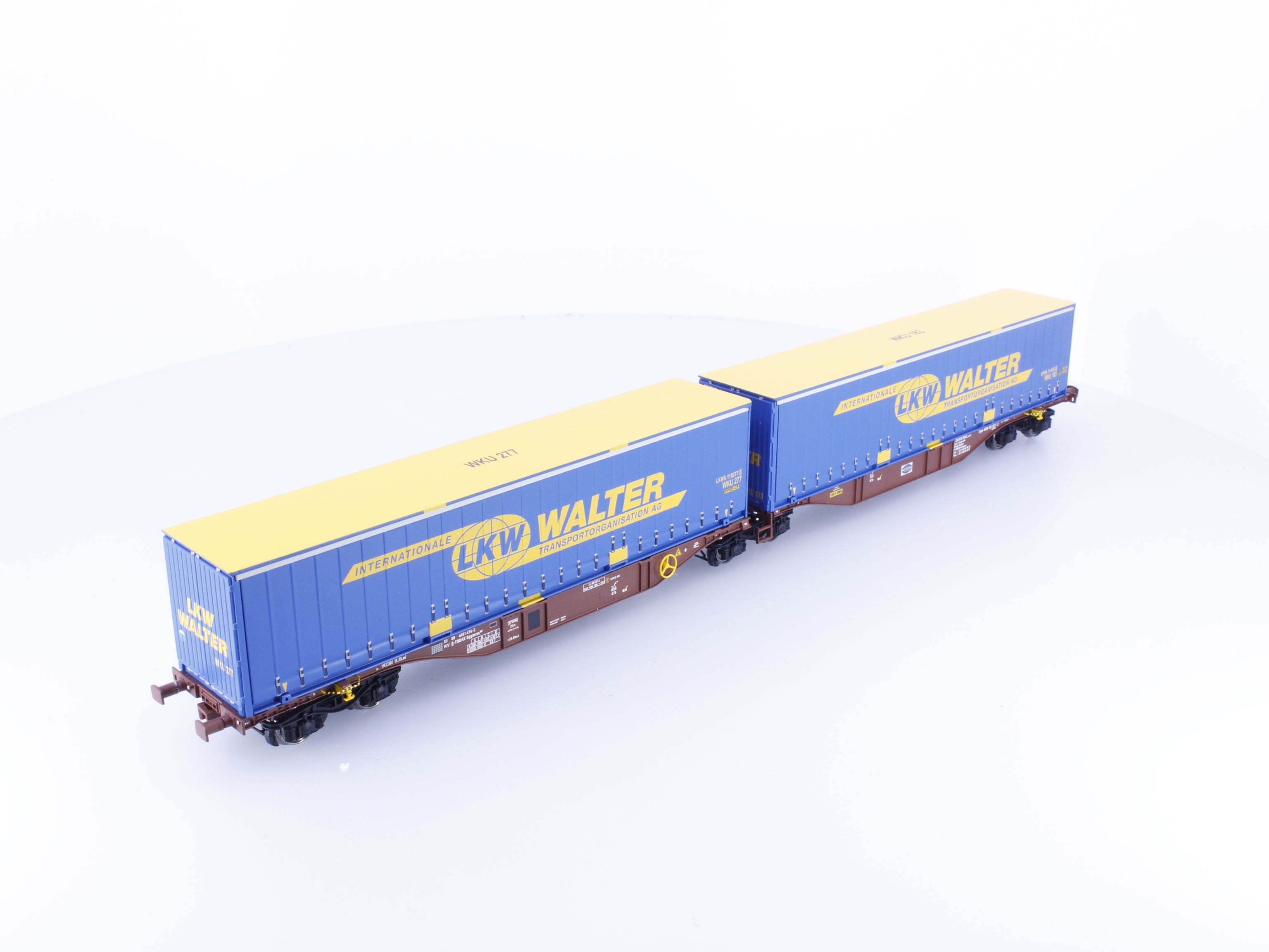 A.C.M.E. 40293 HO SOB Cargo LKW Walter Dual Intermodal Flat Cars with Containers