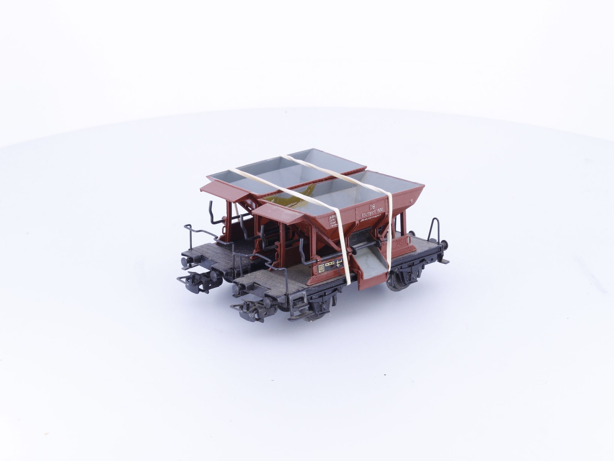 Marklin 4610 HO DB 2 x Ballast Hoppers with Manual Release