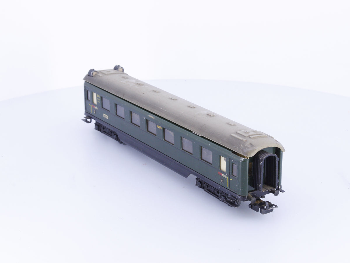Marklin 346/1 HO SOB 2nd Class Passenger Car with End Lights 346/1