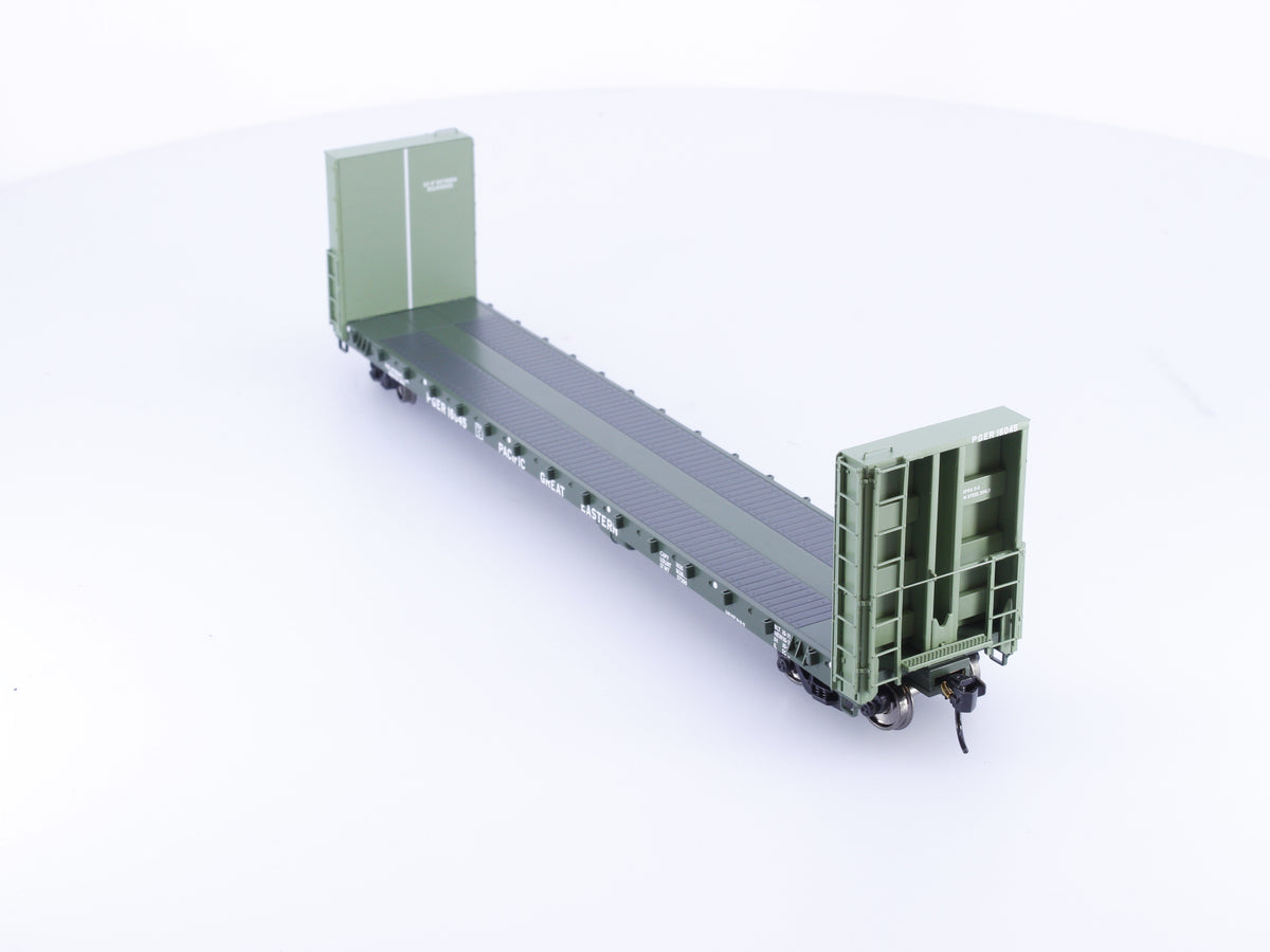 Walthers 920-104308 HO 50' CC&F Bulkhead Flatcar Pacific Great Eastern (PGE) 16045