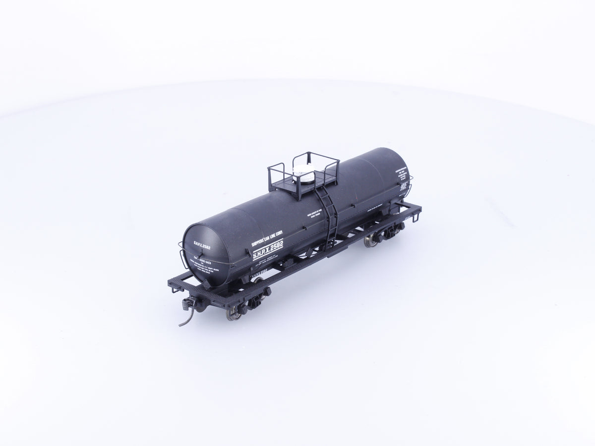 Atlas 1065-2 HO 11000 Gallon Tank Car Shipper's Car Line 2582