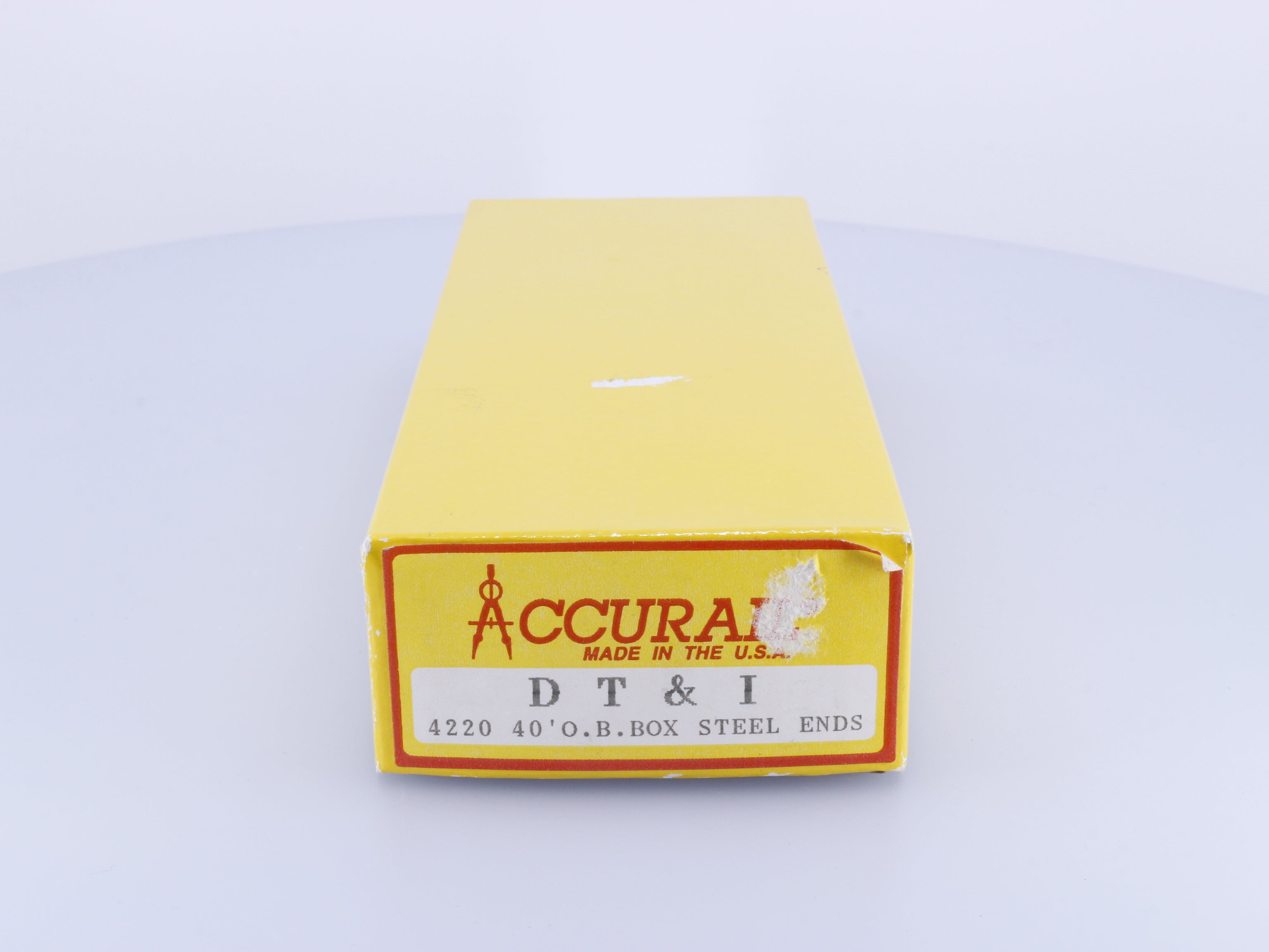 Accurail 3223 HO AAR 40' Steel Box Car Kit Illinois Central (IC) 23474