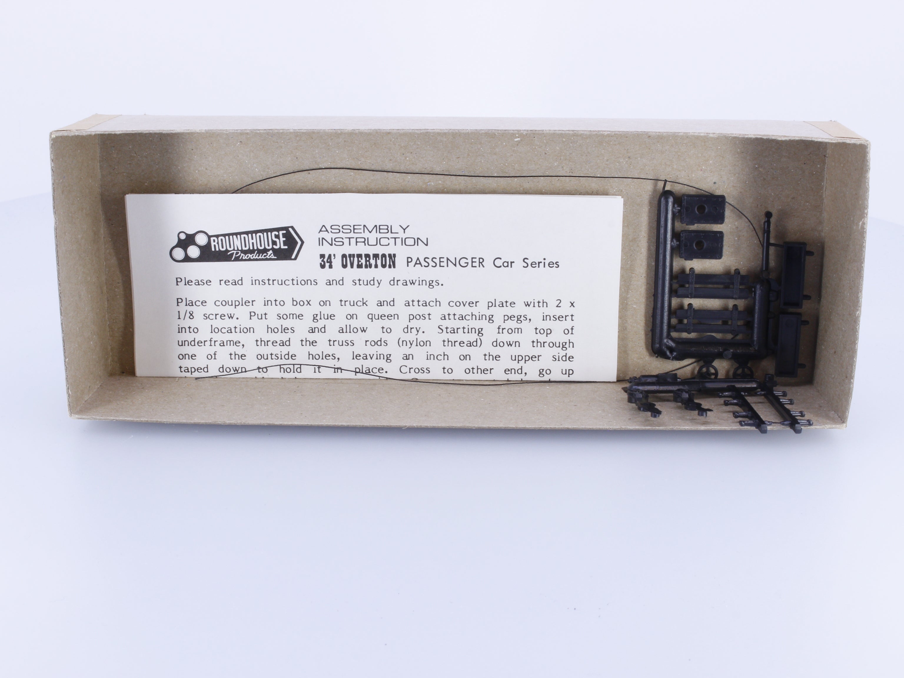 Roundhouse 02-450 HO Passenger Car Kit Lake Tutshi White Pass & Yukon (WPY) 260