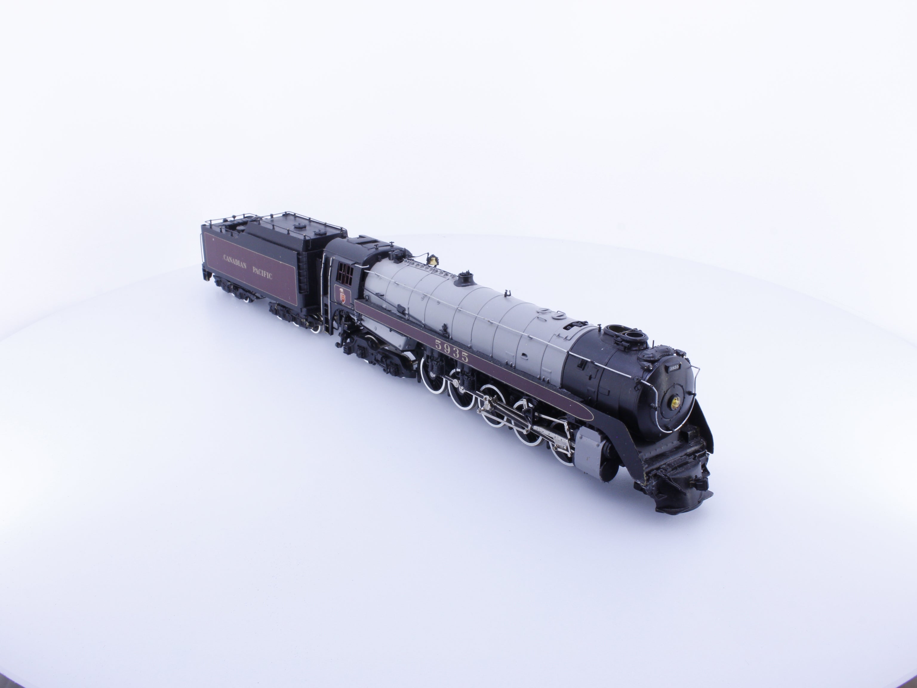 Van Hobbies CPRSELKIRKT-1c HO 2-10-4 Brass Selkirk T-1c Steam Engine Canadian Pacific (CP) 5935 Analog DC