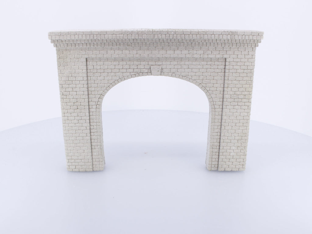 Juneco P-2 HO 2 Track Deluxe Ceramic Tunnel Portal