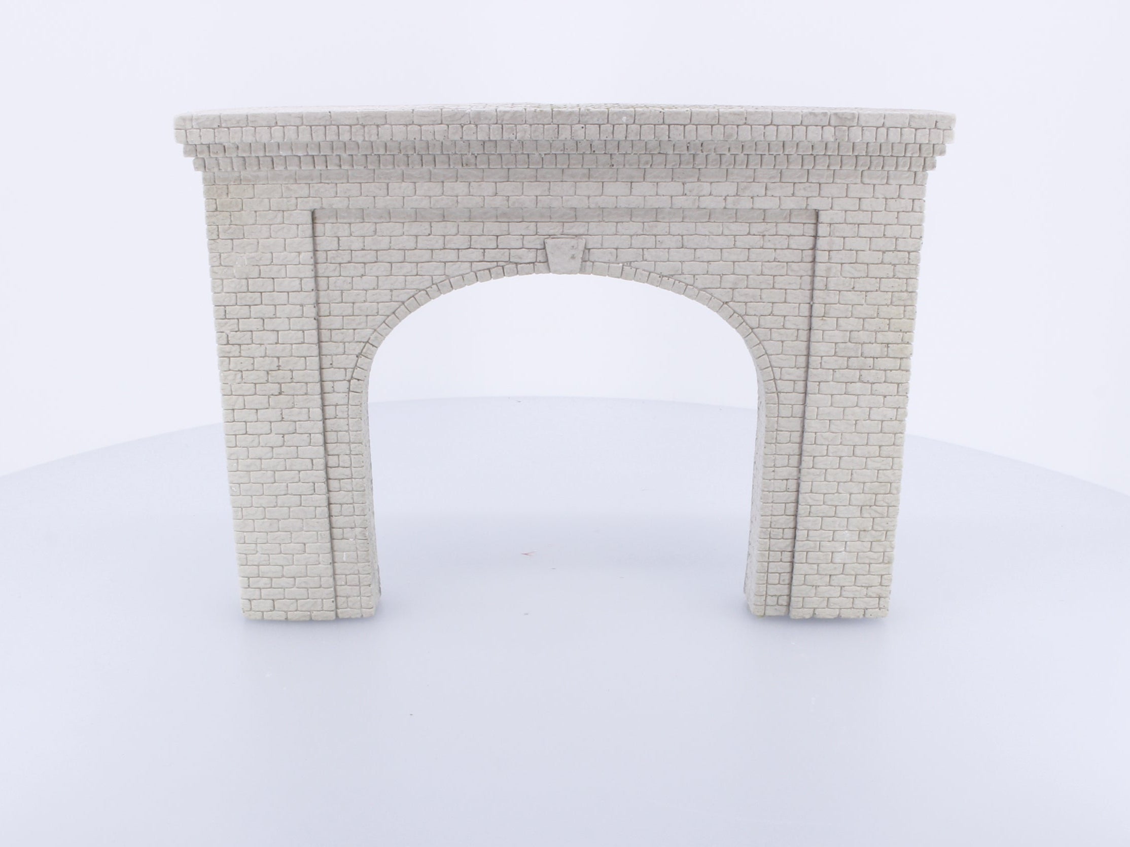 Juneco P-2 HO 2 Track Deluxe Ceramic Tunnel Portal