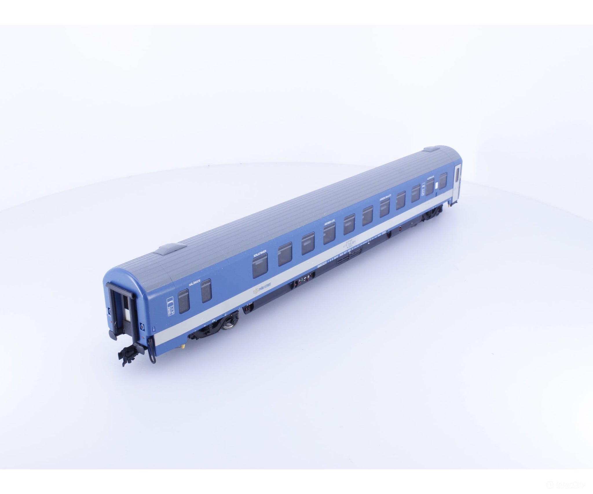 A.C.M.E. 52030 HO PKP Sleeper Car MAV-Start 103-6 - European Passenger Cars