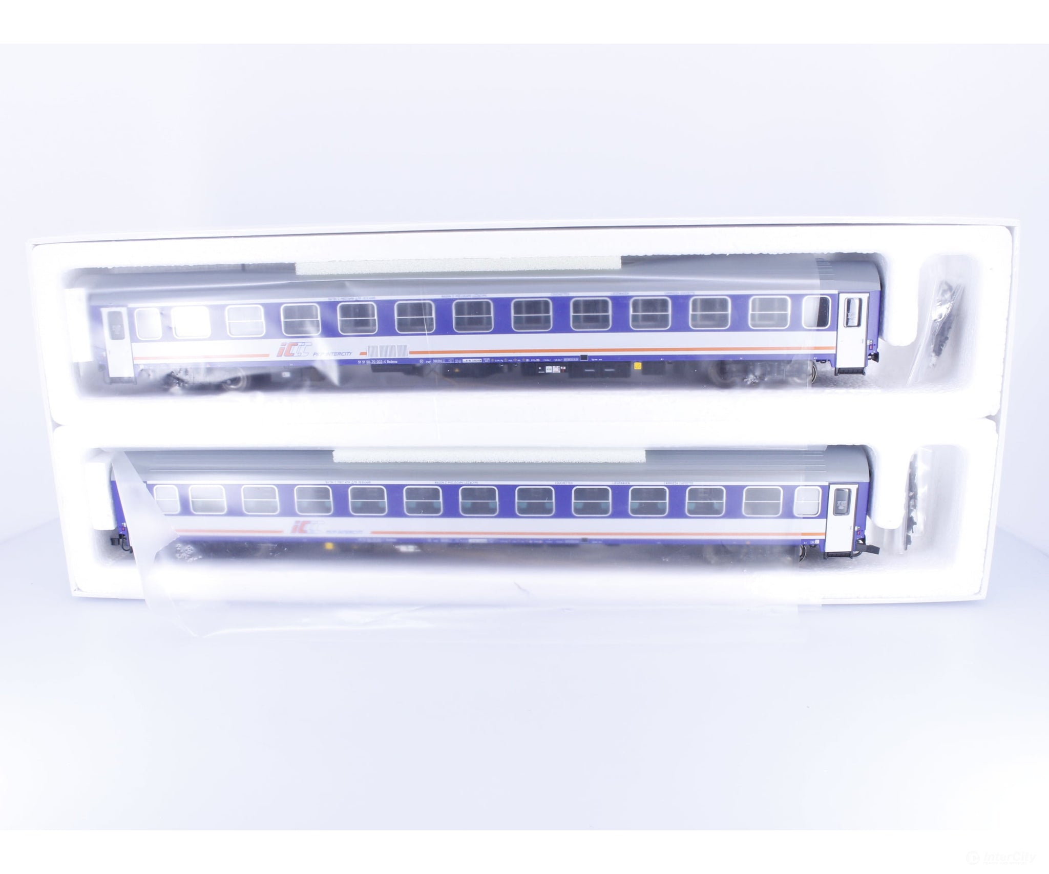 A.C.M.E. 55093 HO PKP Couchette Coach ICCC 2 Car Set 003-4 011-7 - European Passenger Cars
