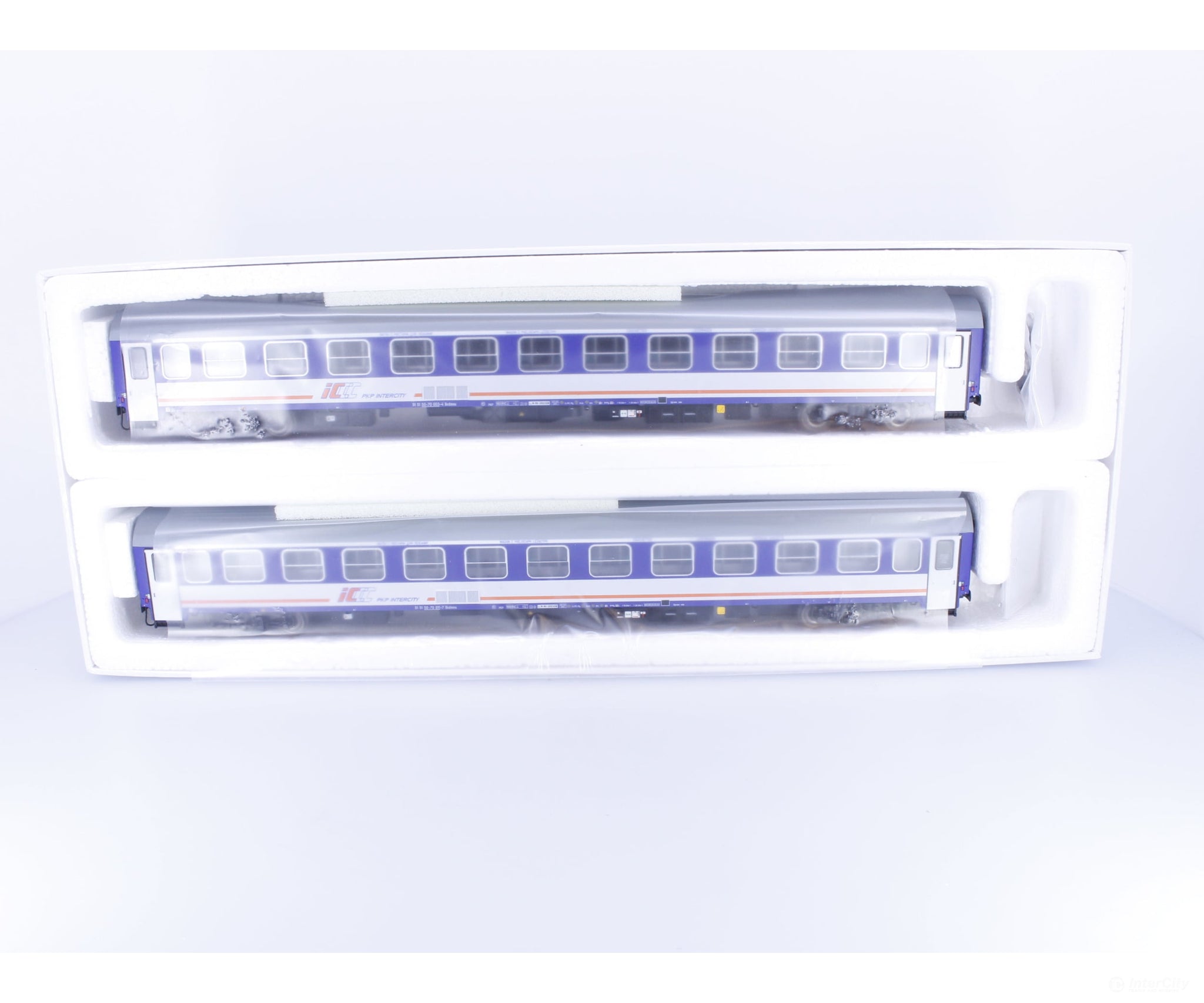 A.C.M.E. 55093 HO PKP Couchette Coach ICCC 2 Car Set #2 003-4 011-7 - European Passenger Cars