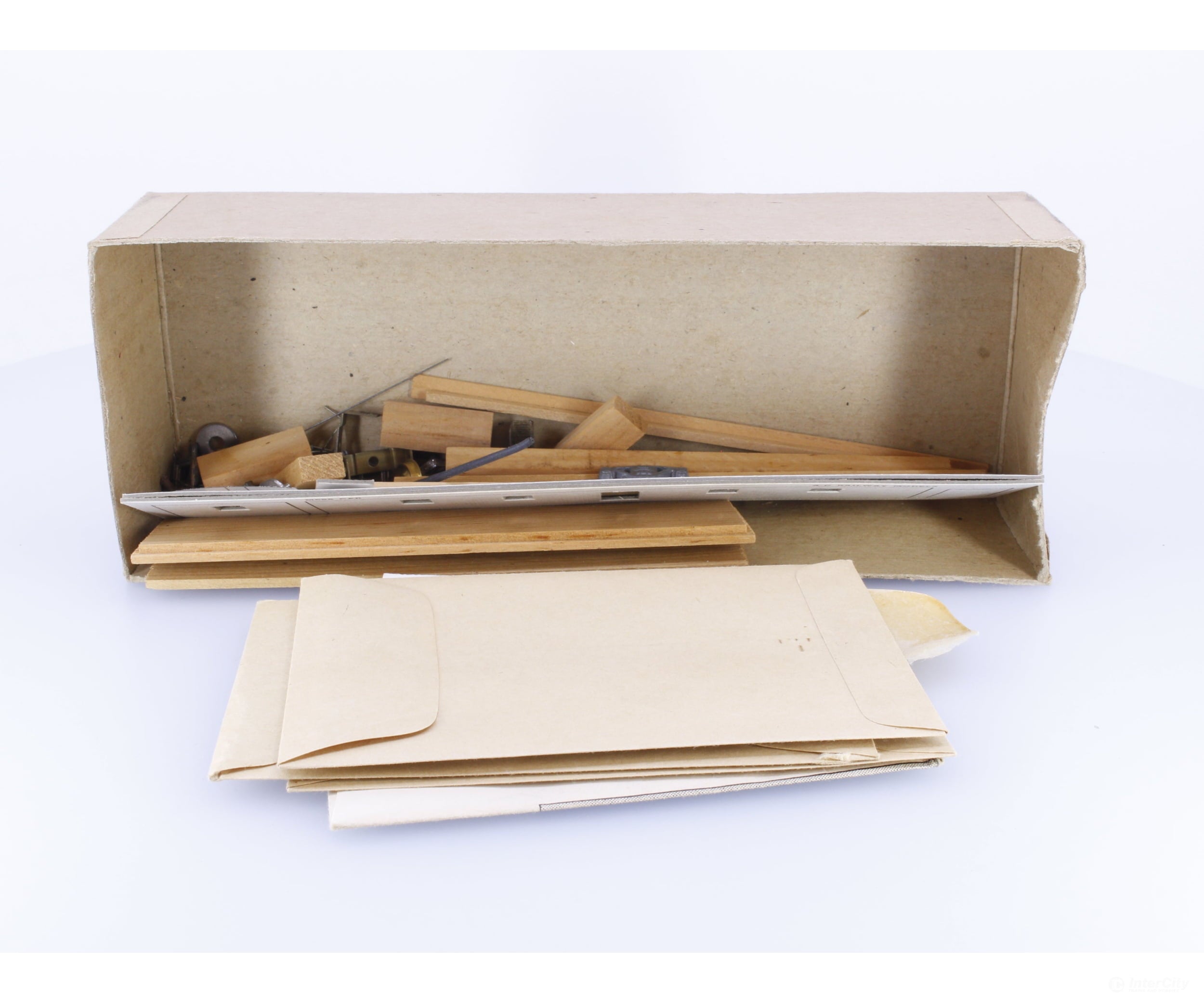 A-C Model Company MWX-3 HO Mess Car Maintenance of Way Equipment Kit Undecorated - Freight Cars