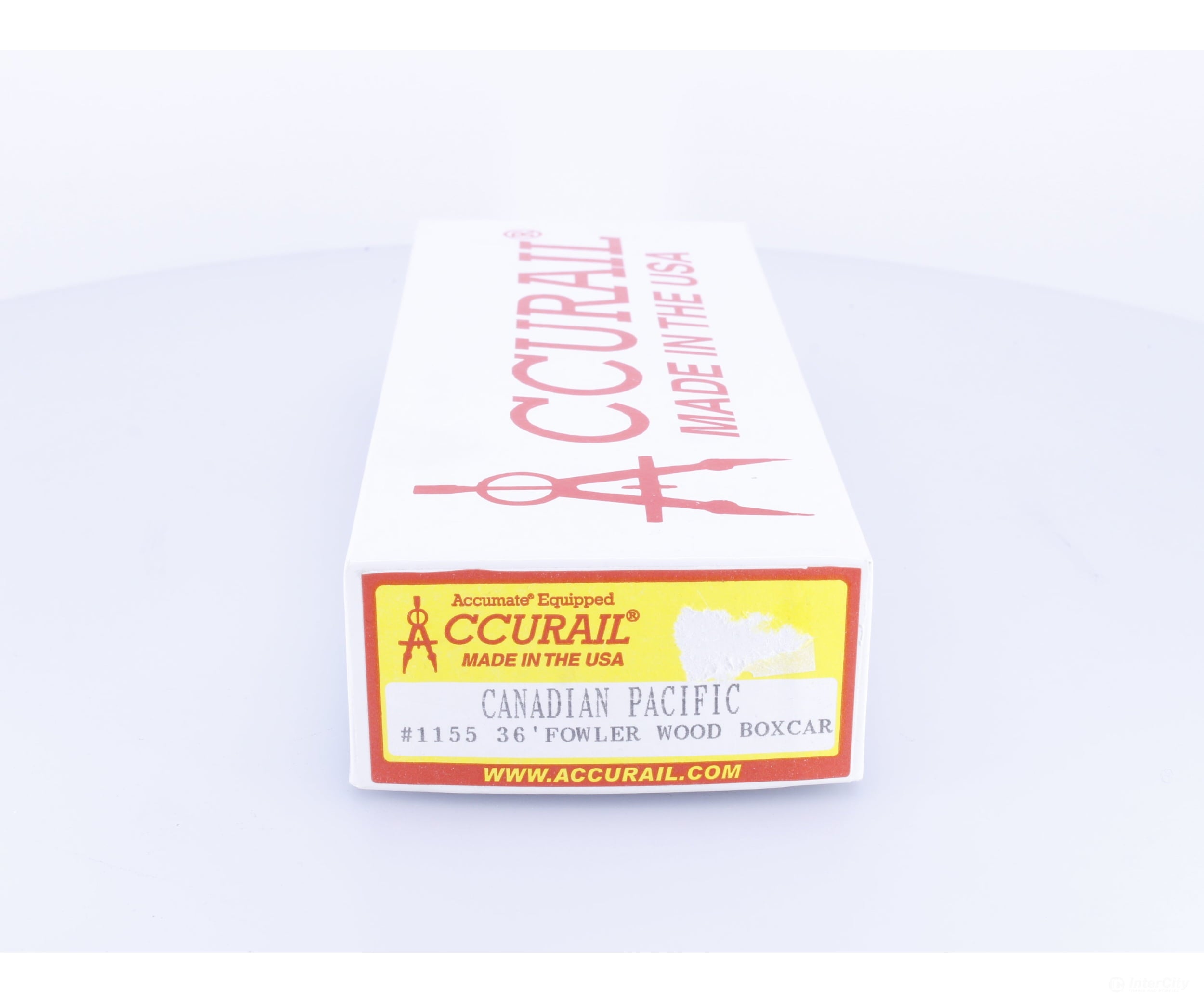 Accurail 1155 HO 36’ Fowler Boxcar Kit Canadian Pacific (CP) 209175 - Freight Cars