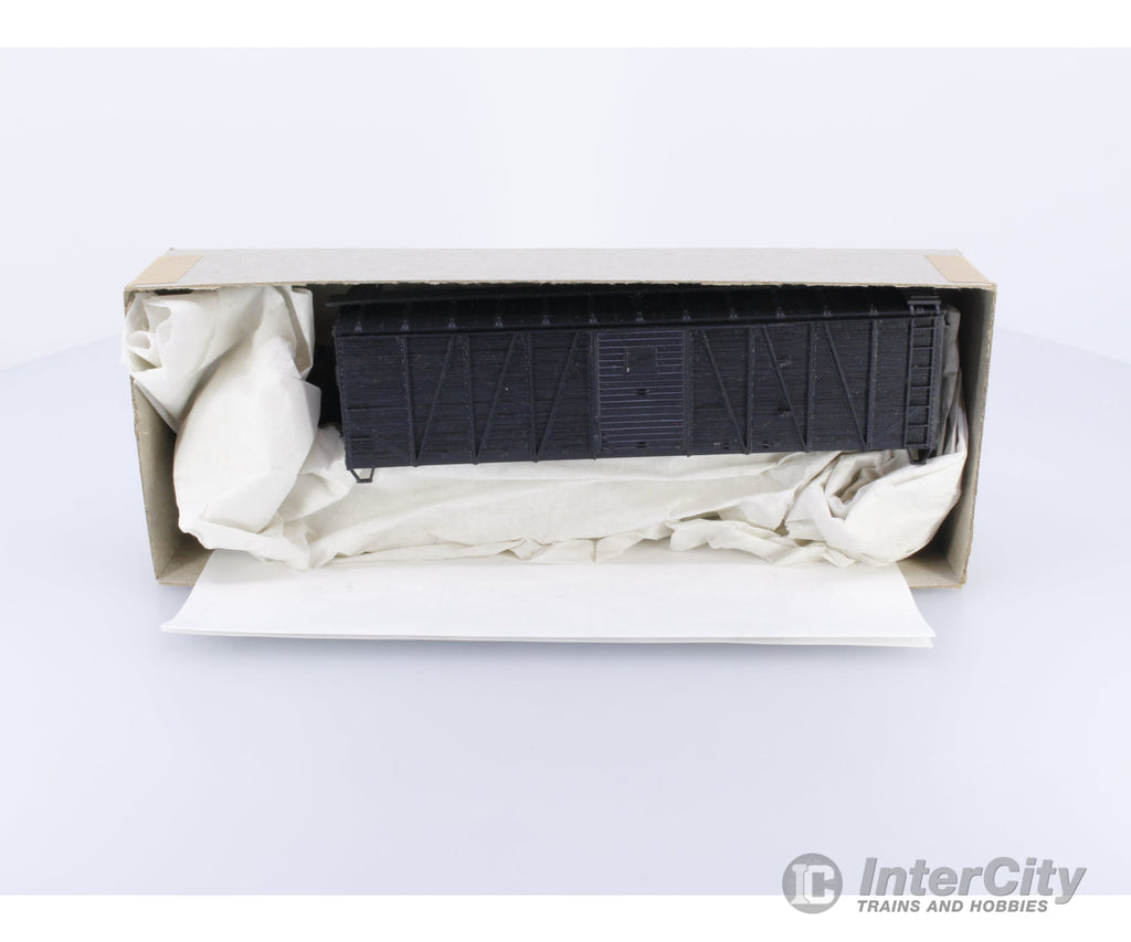 Accurail 4400 HO 40’ Outside Braced Box Car Steel Door Kit Undecorated (#1) Freight Cars