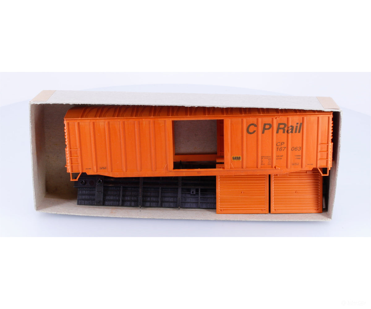 Accurail 5611 HO 50’ Ext. Post Box Car Kit Canadian Pacific (CP) 167063 - Freight Cars