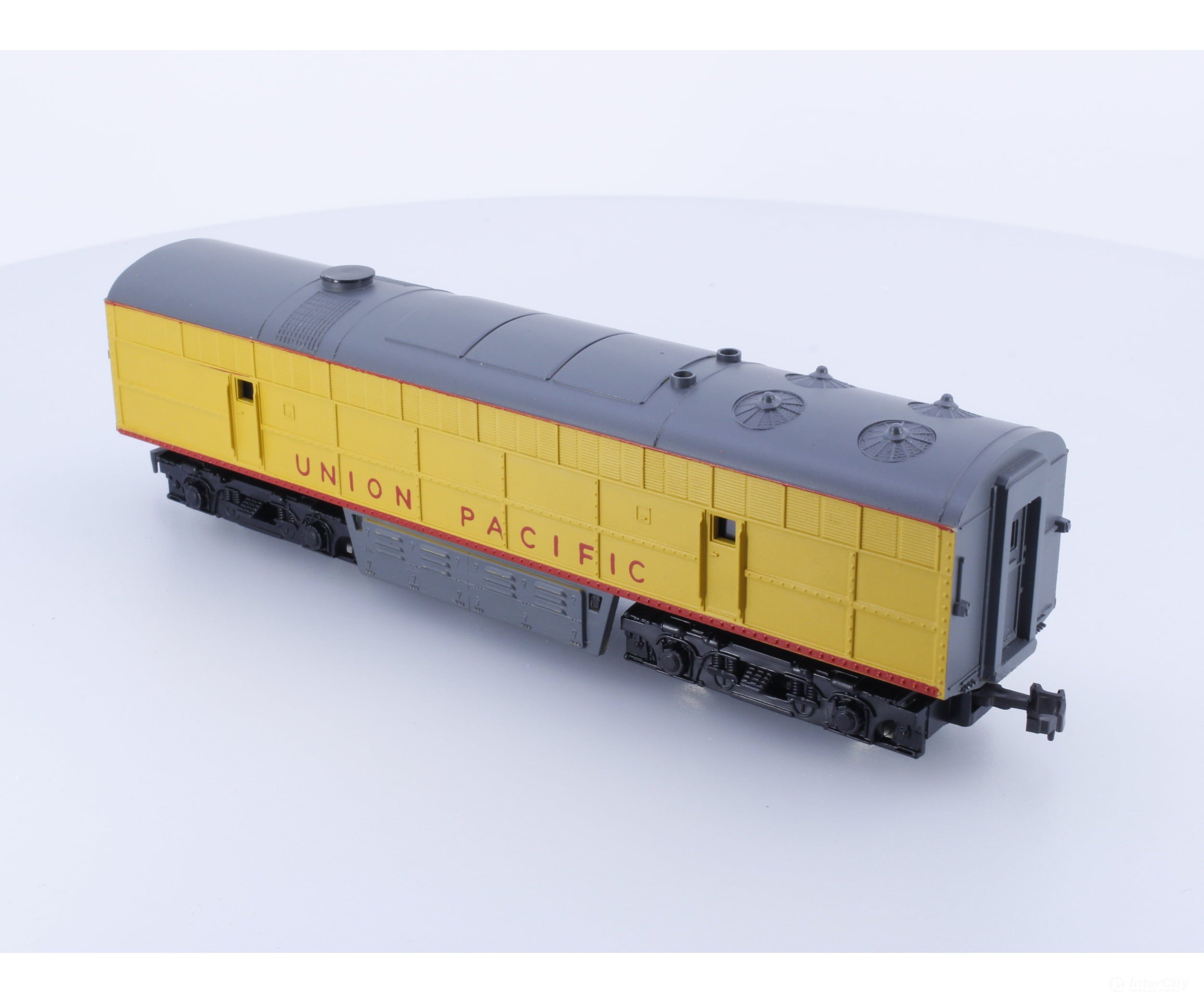Ahm Minitrains 7034 Ho Fairbanks Morse C-Liner B Unit Dummy Union Pacific (Up) Analog Dc (B)