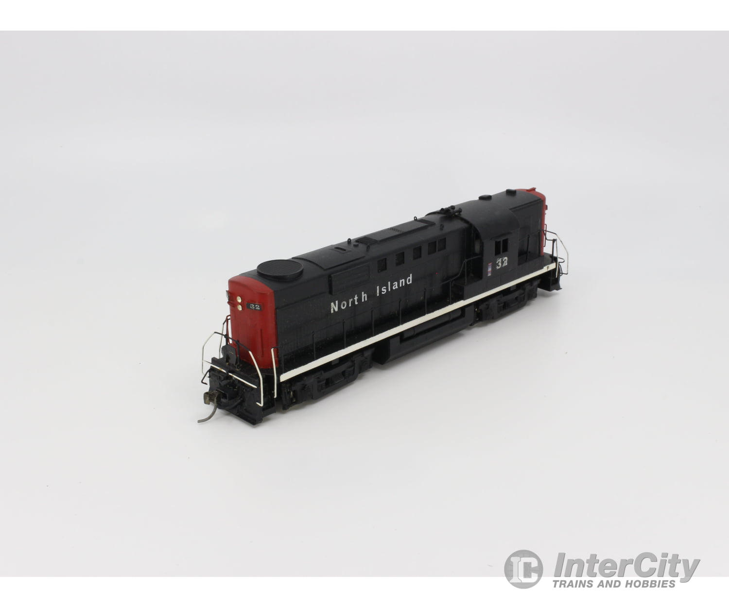 Alco Models D-127 Ho Rs-18 Locomotive (Painted As North Island) 32 Analog Dc Locomotives