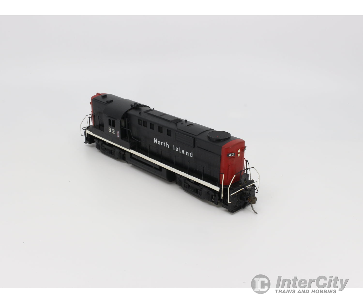 Alco Models D-127 Ho Rs-18 Locomotive (Painted As North Island) 32 Analog Dc Locomotives