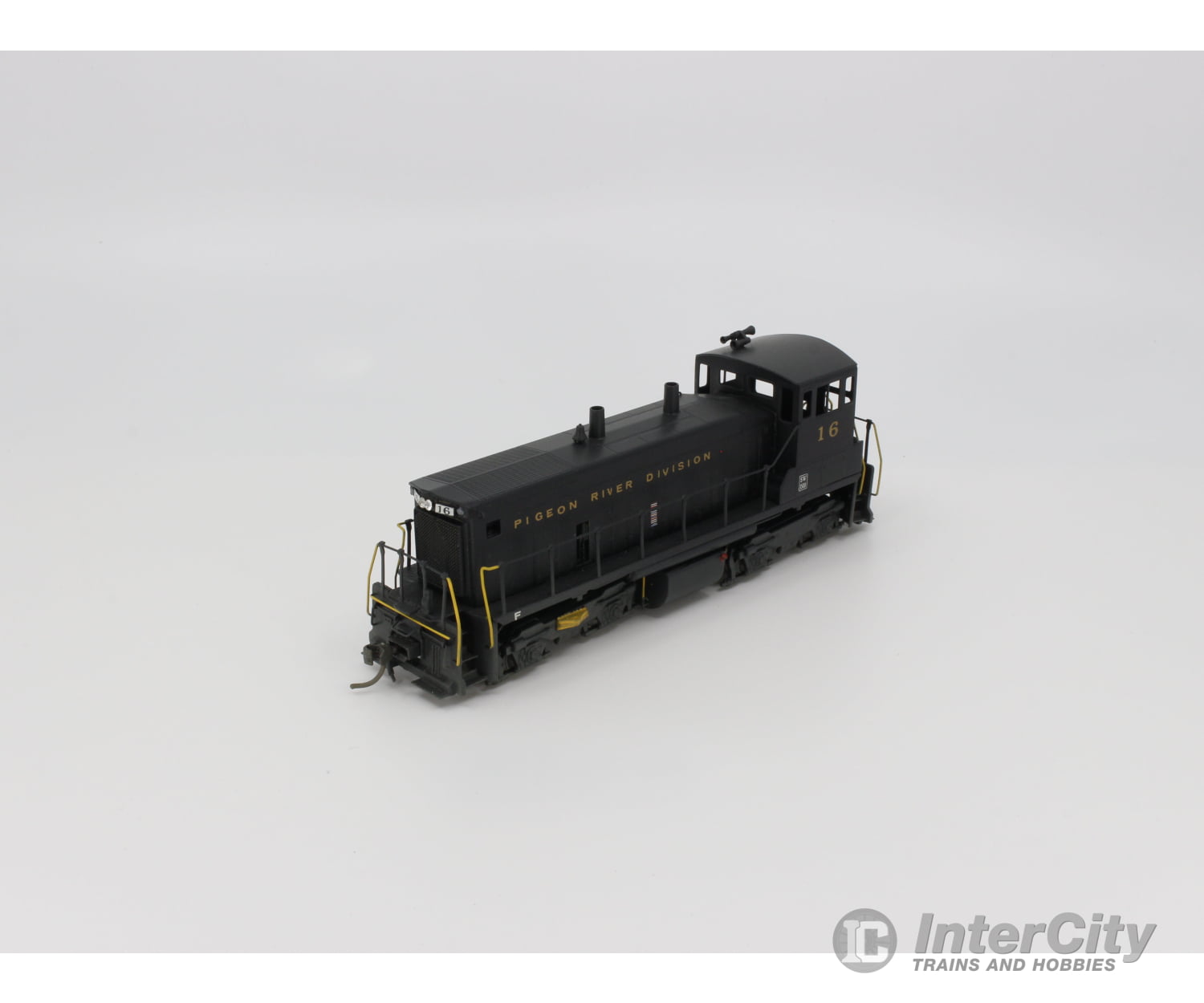 Alco Models D-151 Ho Emd Sw-1500 Locomotive (Painted As Pigeon River Division) 16 Analog Dc