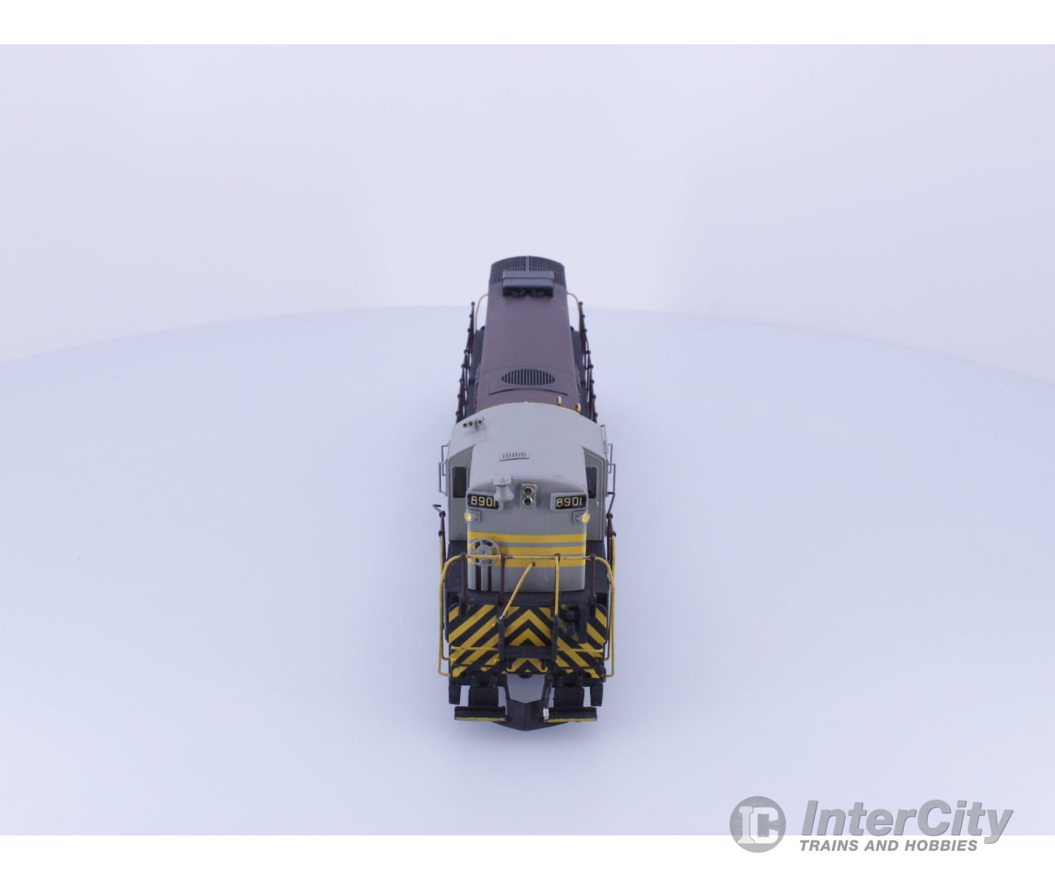 ALCO Models D-197C HO Brass Trainmaster H24-66 Factory Painted Canadian Pacific (CP) 8901 Analog DC Locomotives