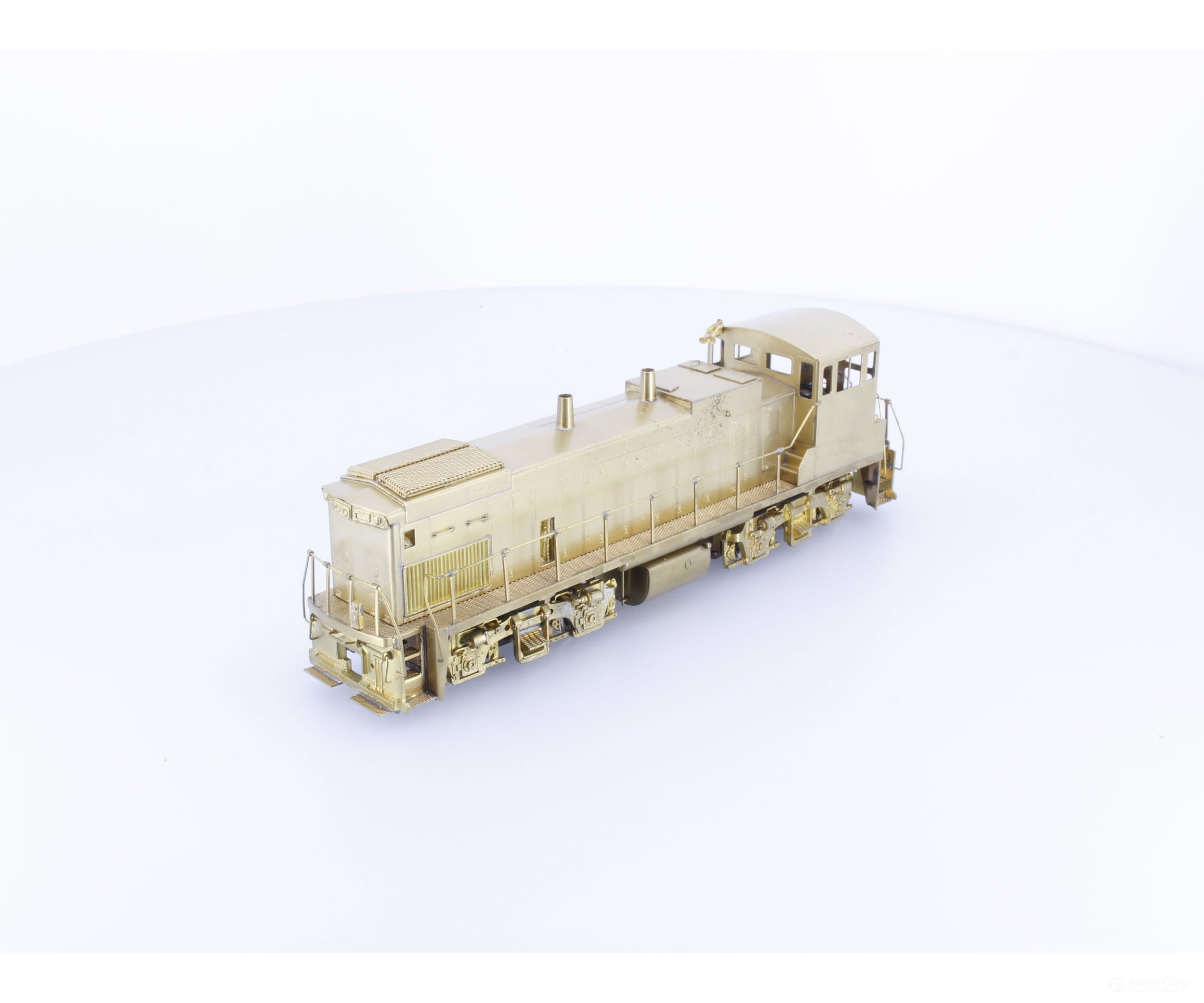 Alco Models HO Brass Undec MP-15AC E.M.D. (KH-038) - Locomotives