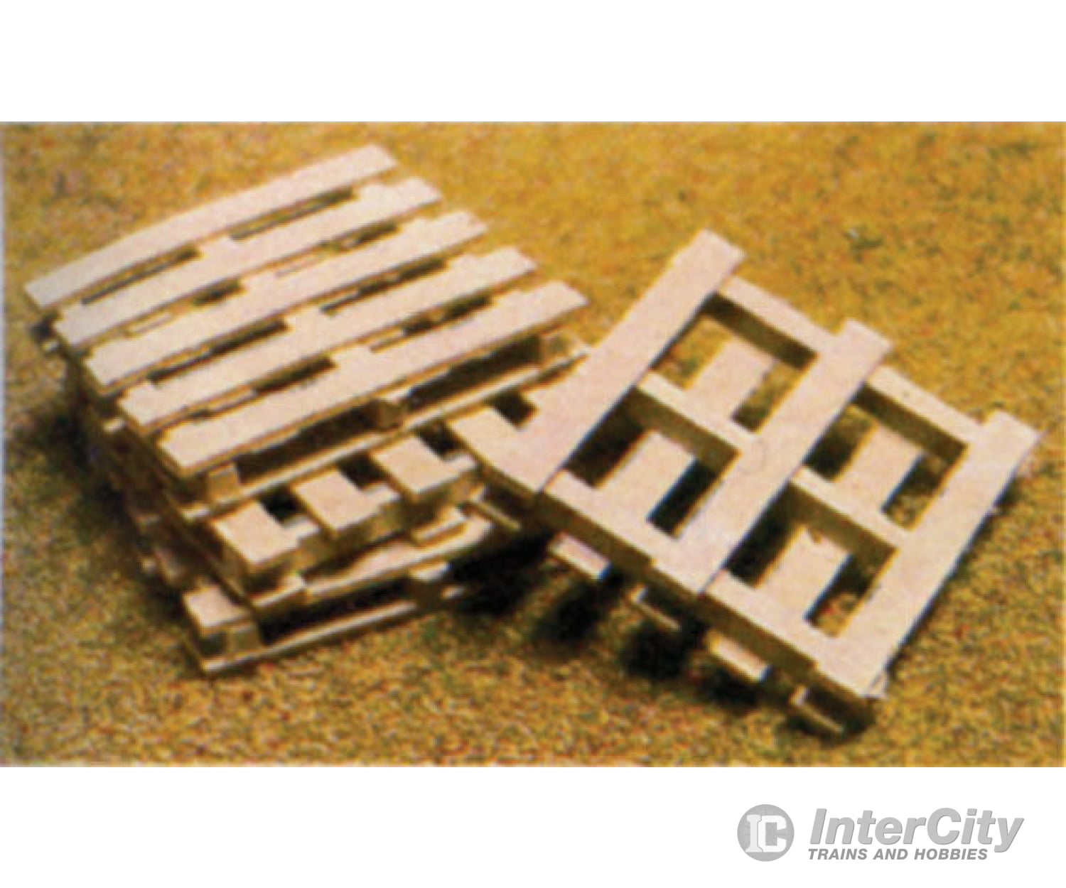 Am Models O 9519 Skids - Pallets Pkg(9) Other Scenery