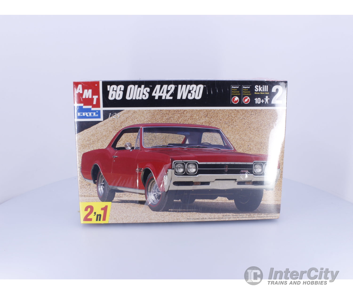 AMT 6268 G 1966 Oldsmobile 442 W30 Plastic Model Kit 1/25 Plastic Car Model Kits