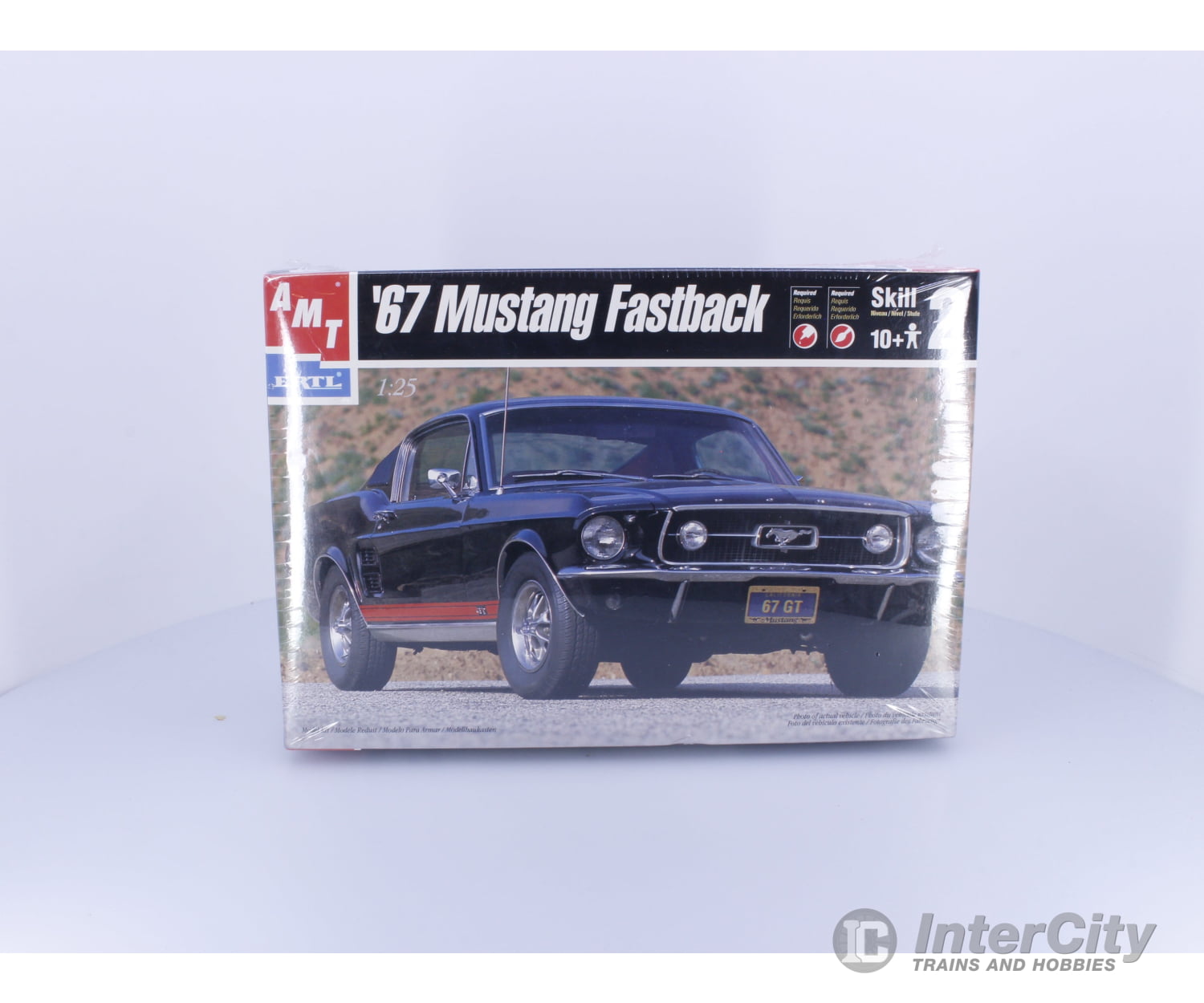 AMT 6631 G 1967 Ford Mustang Fastback Plastic Model Kit Cars & Trucks