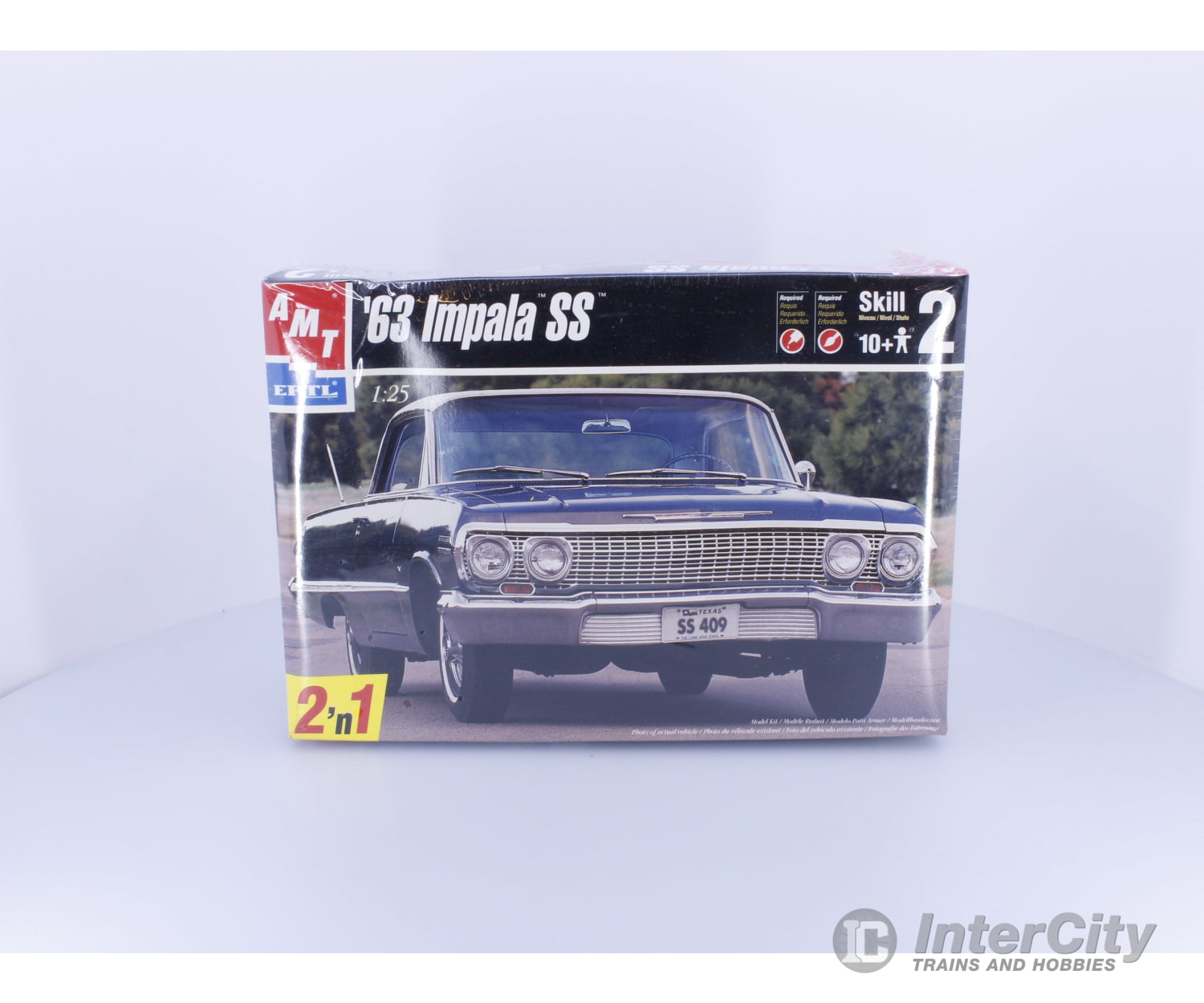 AMT 8321 G 1963 Chevrolet Impala SS Plastic Model Kit 1/25 (#2) Plastic Car Model Kits