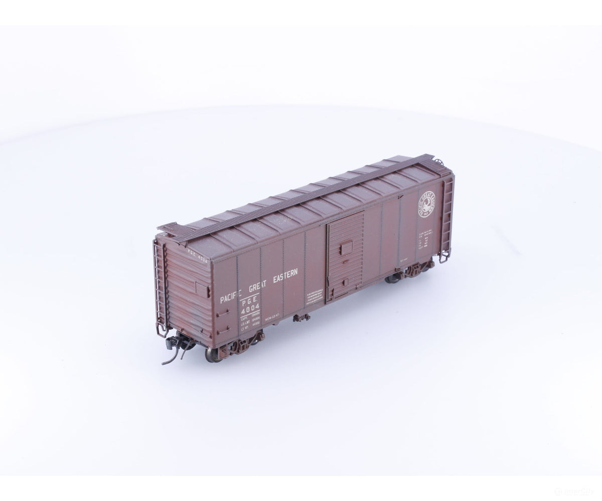 InterMountain 4004 HO 40’ Box Car Pacific Great Eastern (PGE) 4004 - Freight Cars