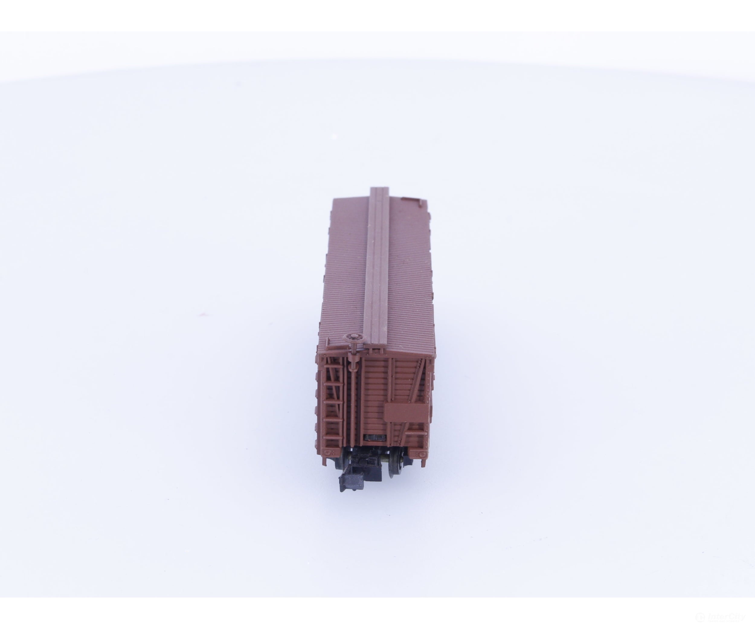 Arnold 0482-L N 40’ Stock Car Undecorated Freight Cars