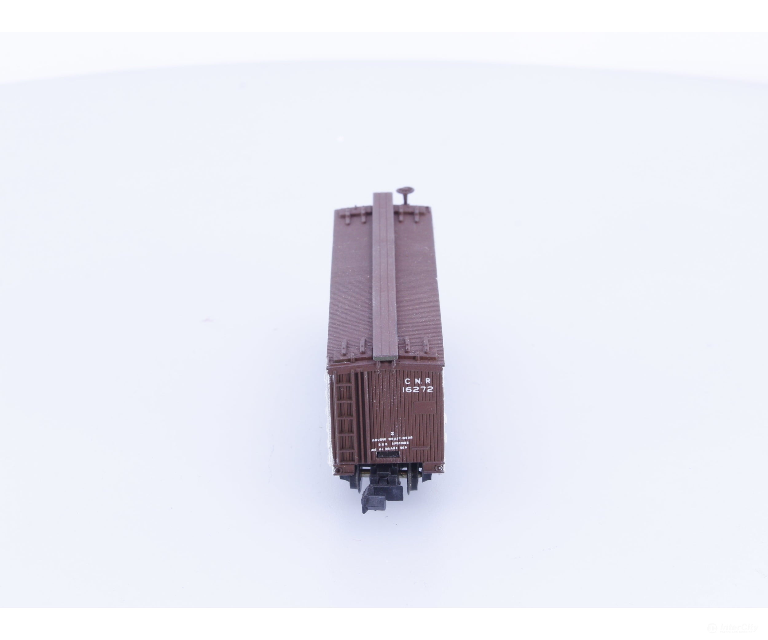 Arnold 16272 N 40’ Refrigerator Boxcar Canadian Northern 16272 Freight Cars