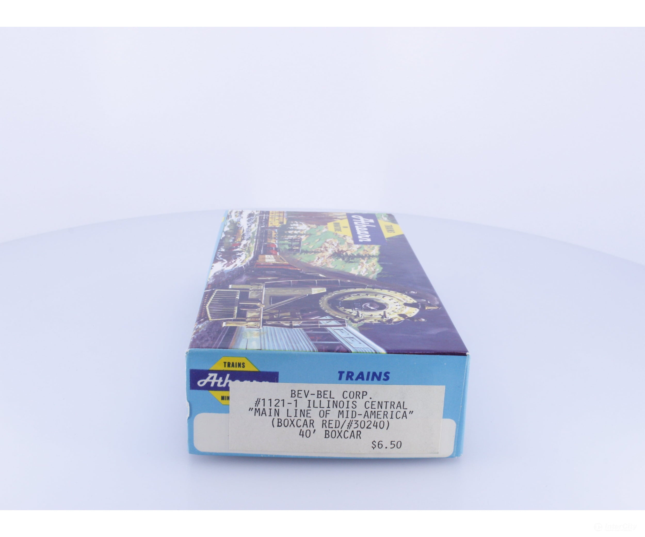 Athearn 1121-1 HO 40’ Box Car Kit Illinois Central (IC) 30240 Freight Cars
